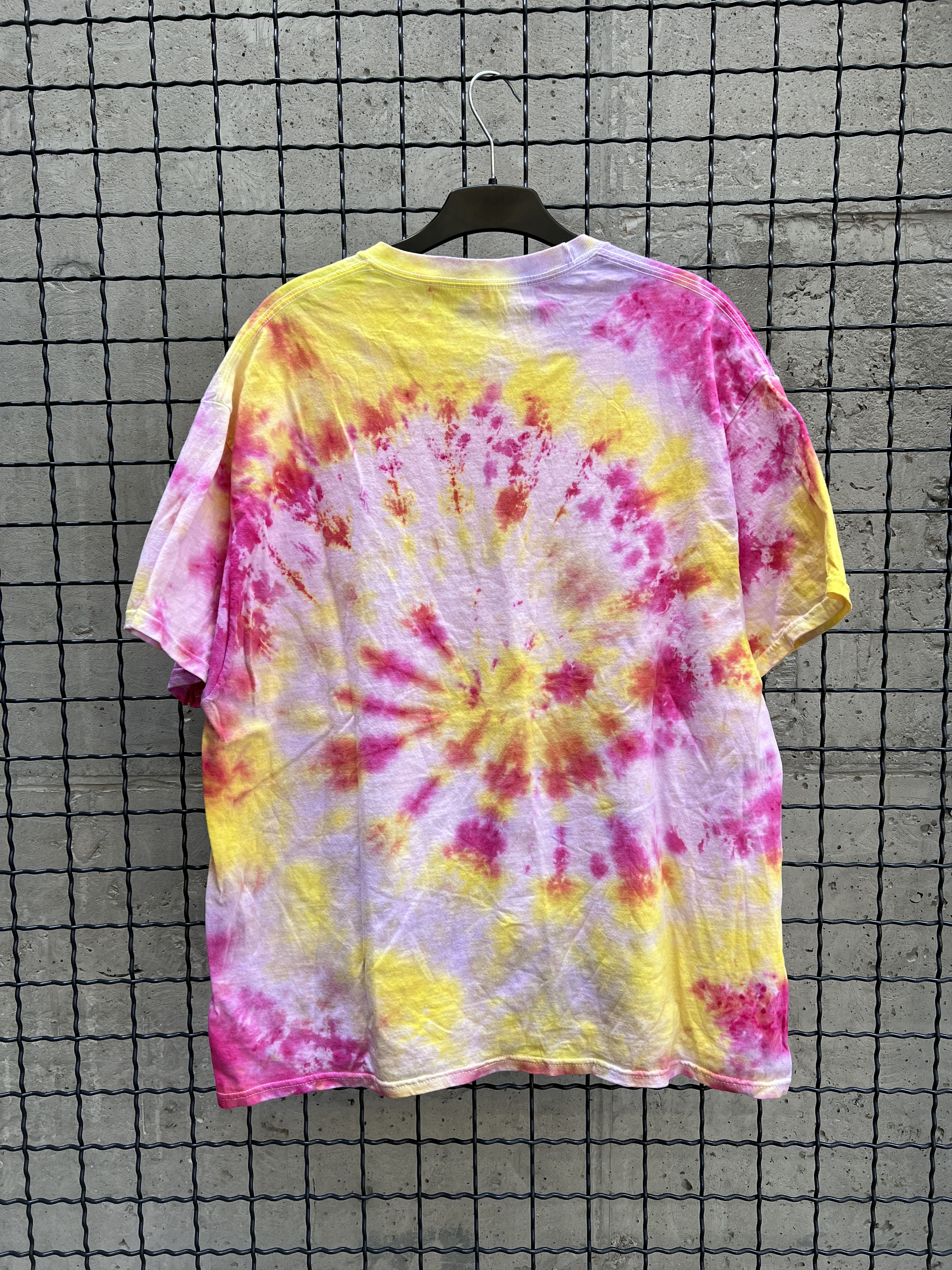 Hanes Vintage 2000s Hanes Tie Dye T-Shirt Size US XL / EU 56 / 4 - 3 Thumbnail