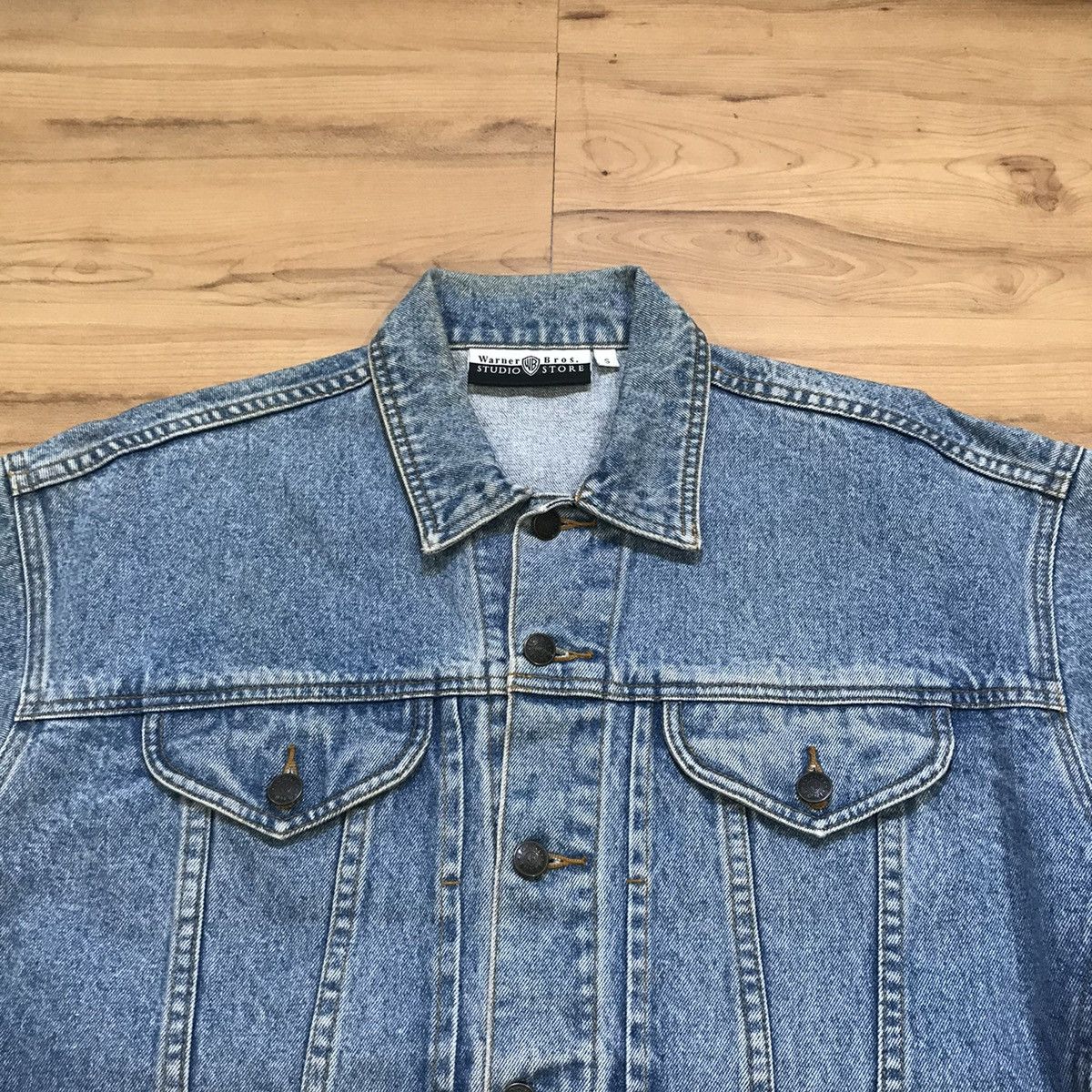 Vintage × Warner Bros Vintage Warner Bros Looney Tunes Trucker Denim Jacket Size US S / EU 44-46 / 1 - 6 Thumbnail