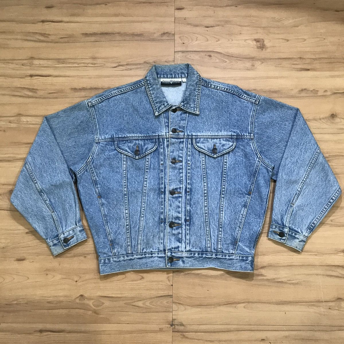Vintage × Warner Bros Vintage Warner Bros Looney Tunes Trucker Denim Jacket Size US S / EU 44-46 / 1 - 2 Thumbnail