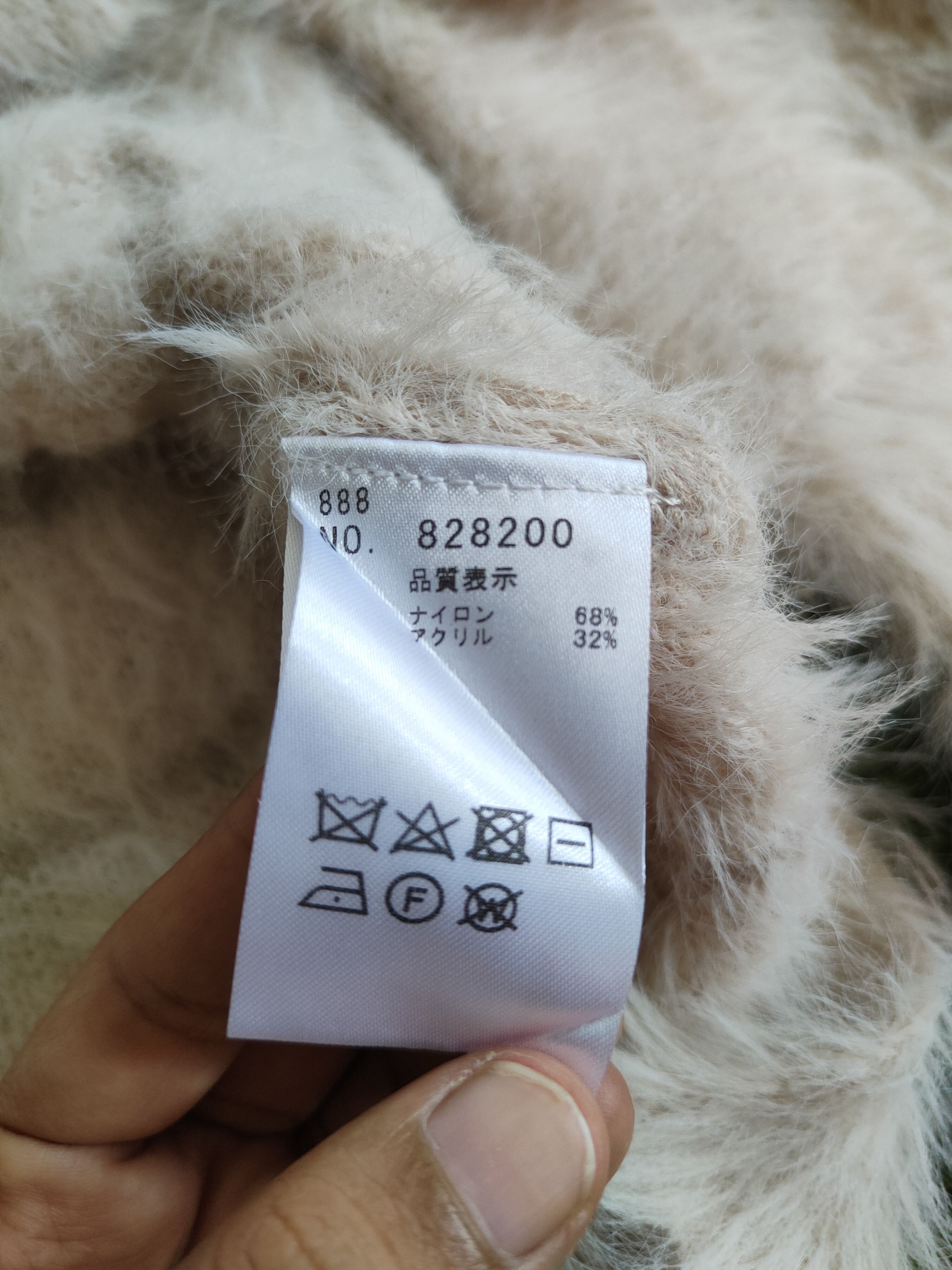 Homespun Knitwear Continuer de Nice Claup Shaggy Fur Mohair Knitwear #S795 Size L / US 10 / IT 46 - 11 Thumbnail