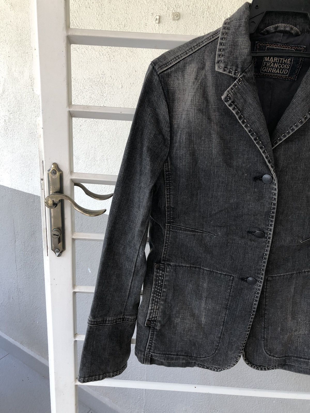 Marithe + Francois Girbaud Marithe Francois Girbaud denim blazer Size US M / EU 48-50 / 2 - 3 Thumbnail