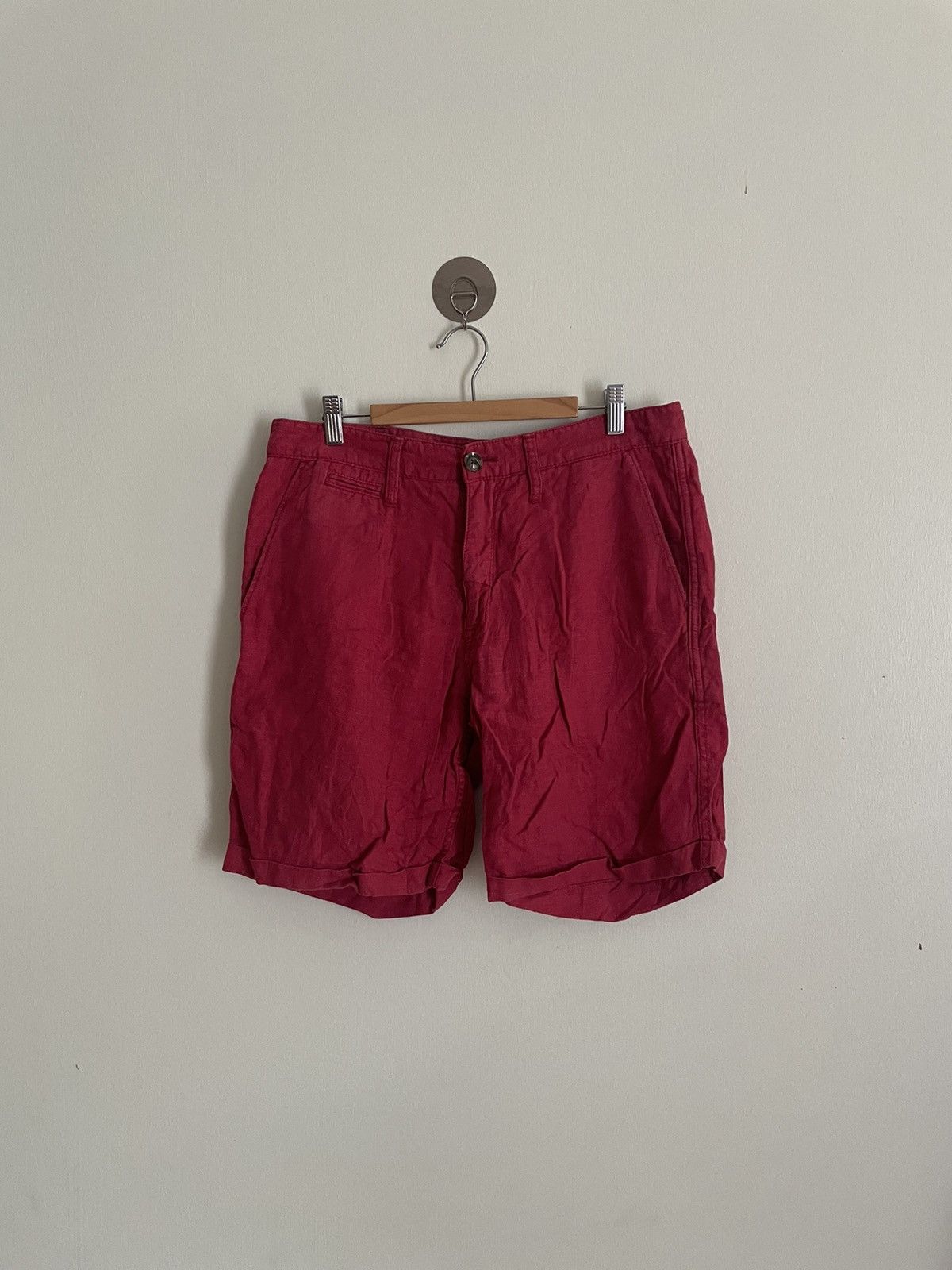 image of Flanders Linen By Gostar De Fuga Shorts in Red, Men's (Size 33)