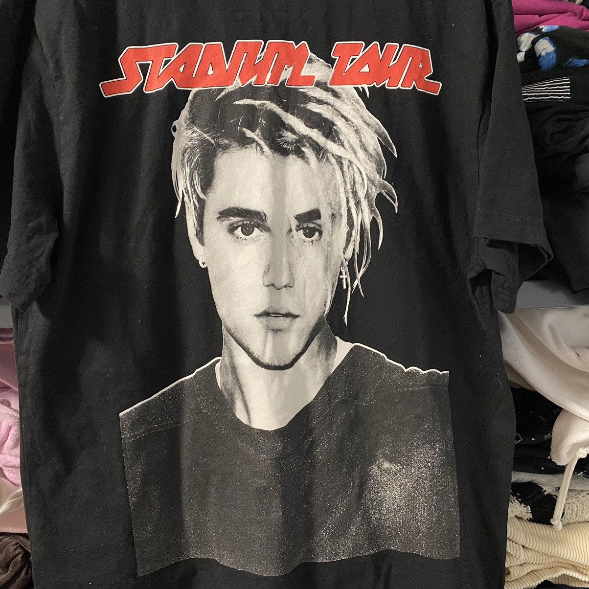 Band Tees JUSTIN BIEBER PURPOSE TOUR TEAM T SHIRT Size US M / EU 48-50 / 2 - 4 Thumbnail