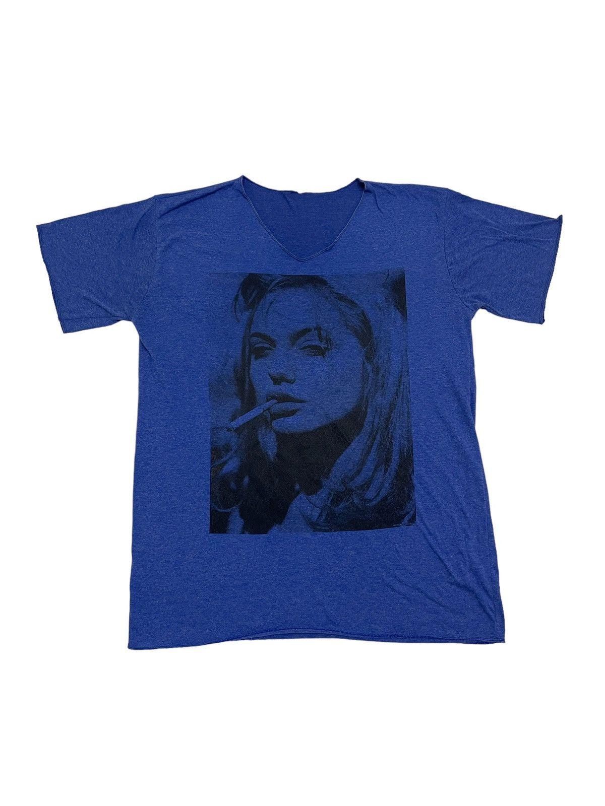 POP MAGAZINE Vintage V Neck Angelina Jolie 90s T-shirt Size US M / EU 48-50 / 2 - 1 Thumbnail