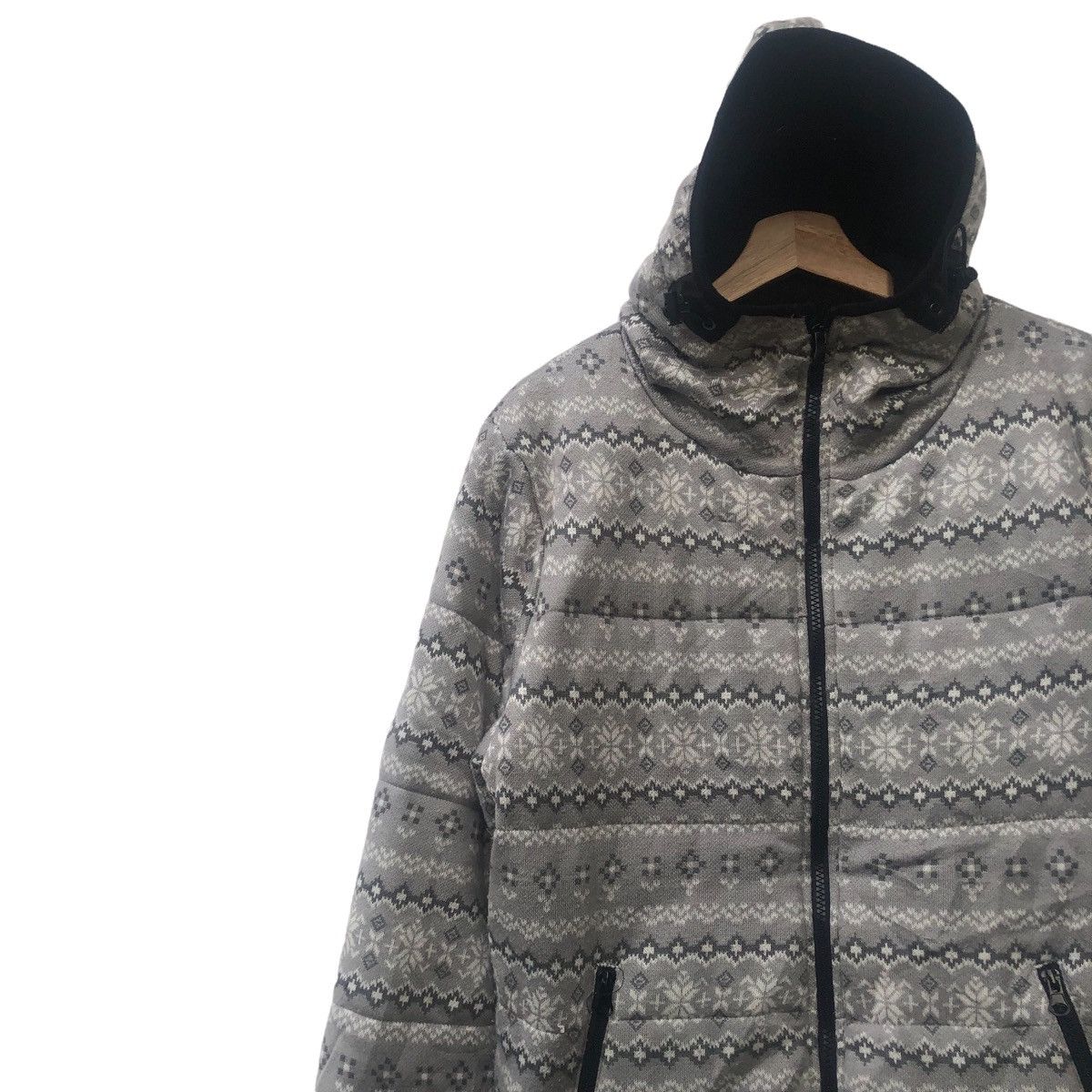 Big John 📣JOHN BULL INTERNATIONAL PUFFER NATIVE PRINTED Size US M / EU 48-50 / 2 - 3 Thumbnail