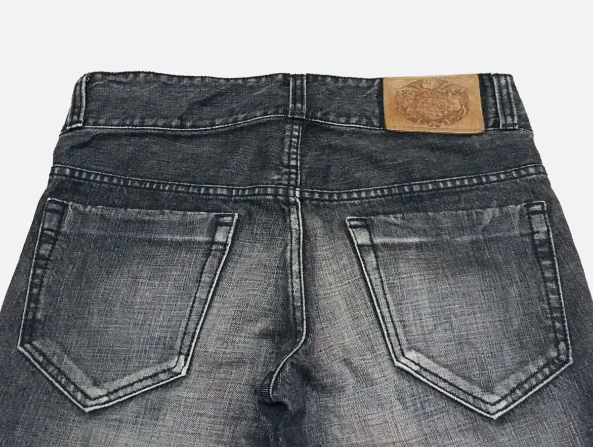 Japanese Brand Rare Design Vintage Japanese Brand Perfect Blue Jeans 1990s Size US 32 / EU 48 - 4 Thumbnail