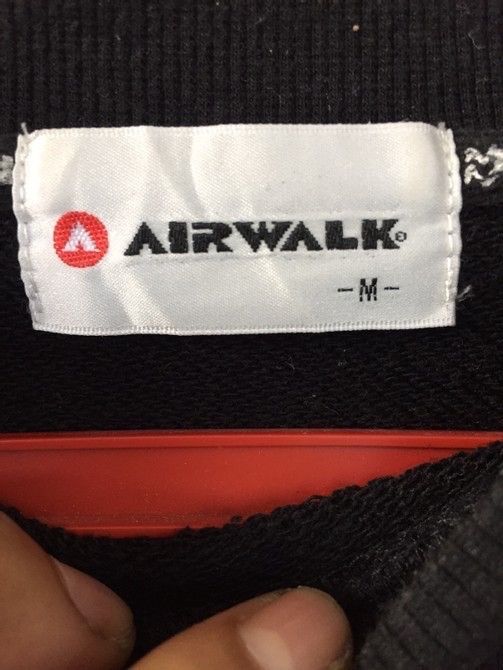 Airwalk × Japanese Brand Sweatshirt AirWalk Box Logo Skateboard 2005’s Size US M / EU 48-50 / 2 - 4 Thumbnail