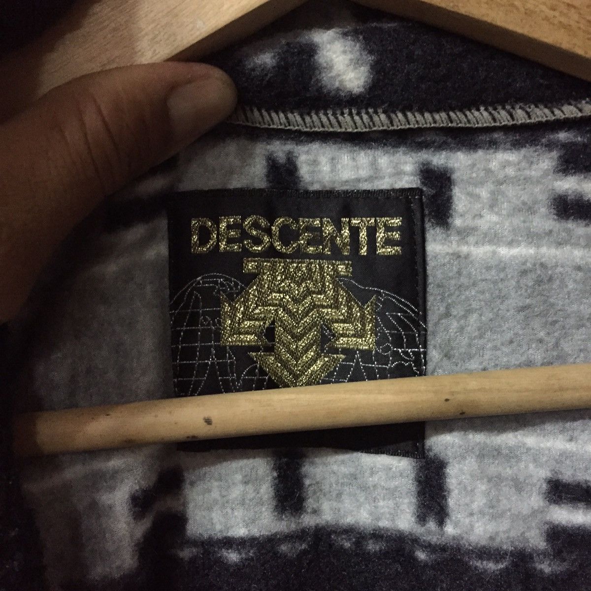 Descente Vintage Fleece 90’s Descente Zipper Long Sleeve Size US L / EU 52-54 / 3 - 7 Thumbnail