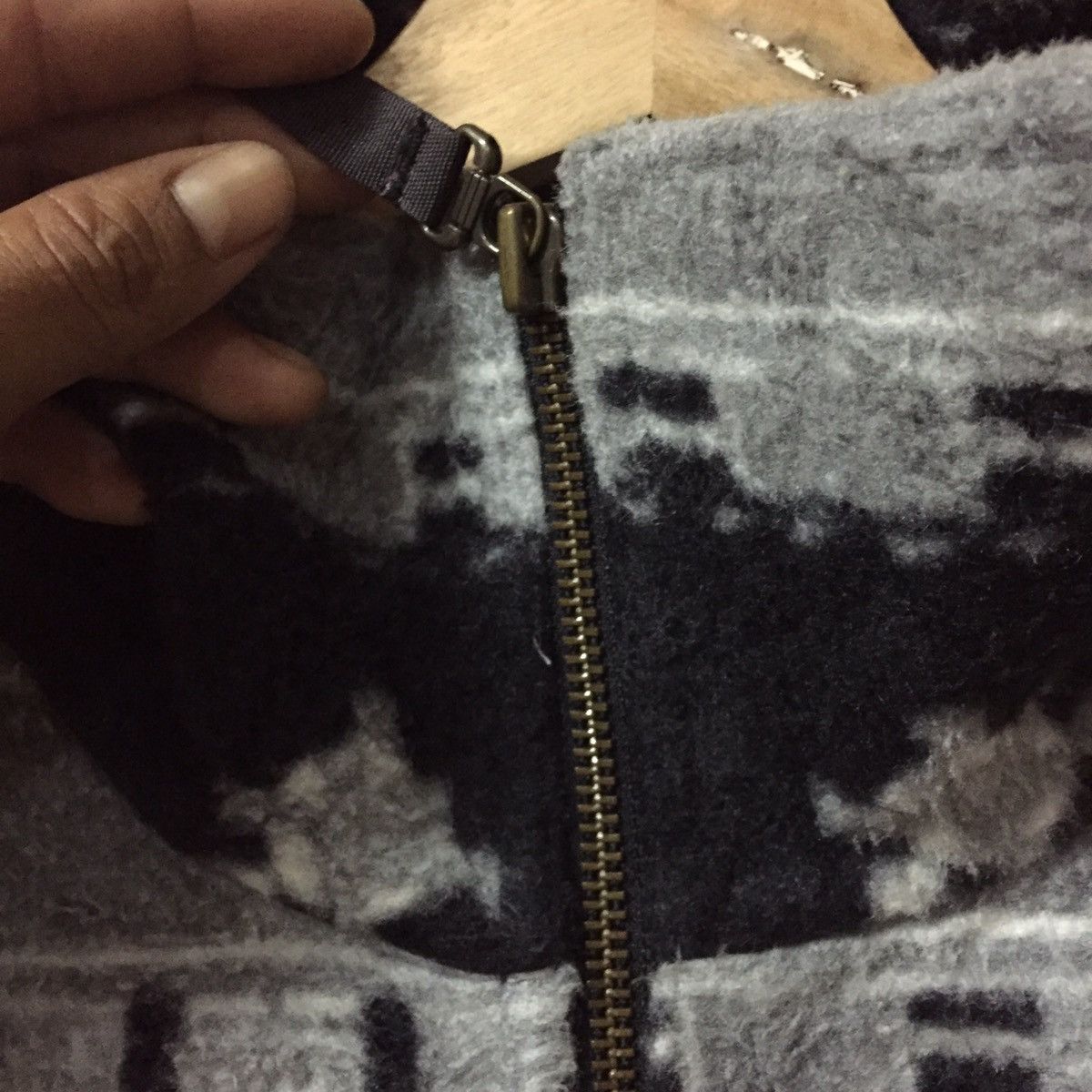 Descente Vintage Fleece 90’s Descente Zipper Long Sleeve Size US L / EU 52-54 / 3 - 4 Thumbnail