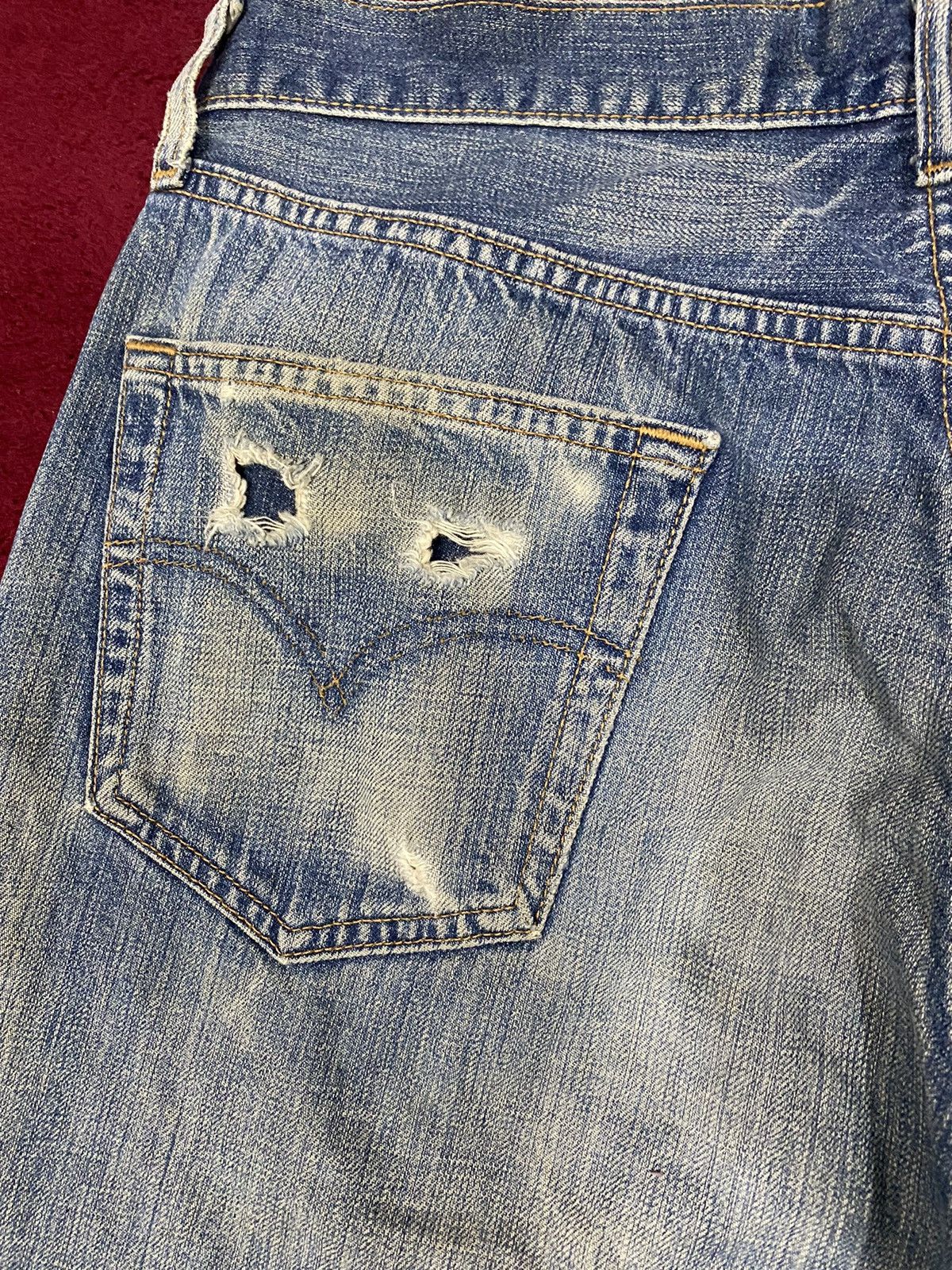 Levi's Vintage Clothing VINTAGE LEVIS 501 DISTRESS EMILY PATCH Size US 34 / EU 50 - 6 Thumbnail