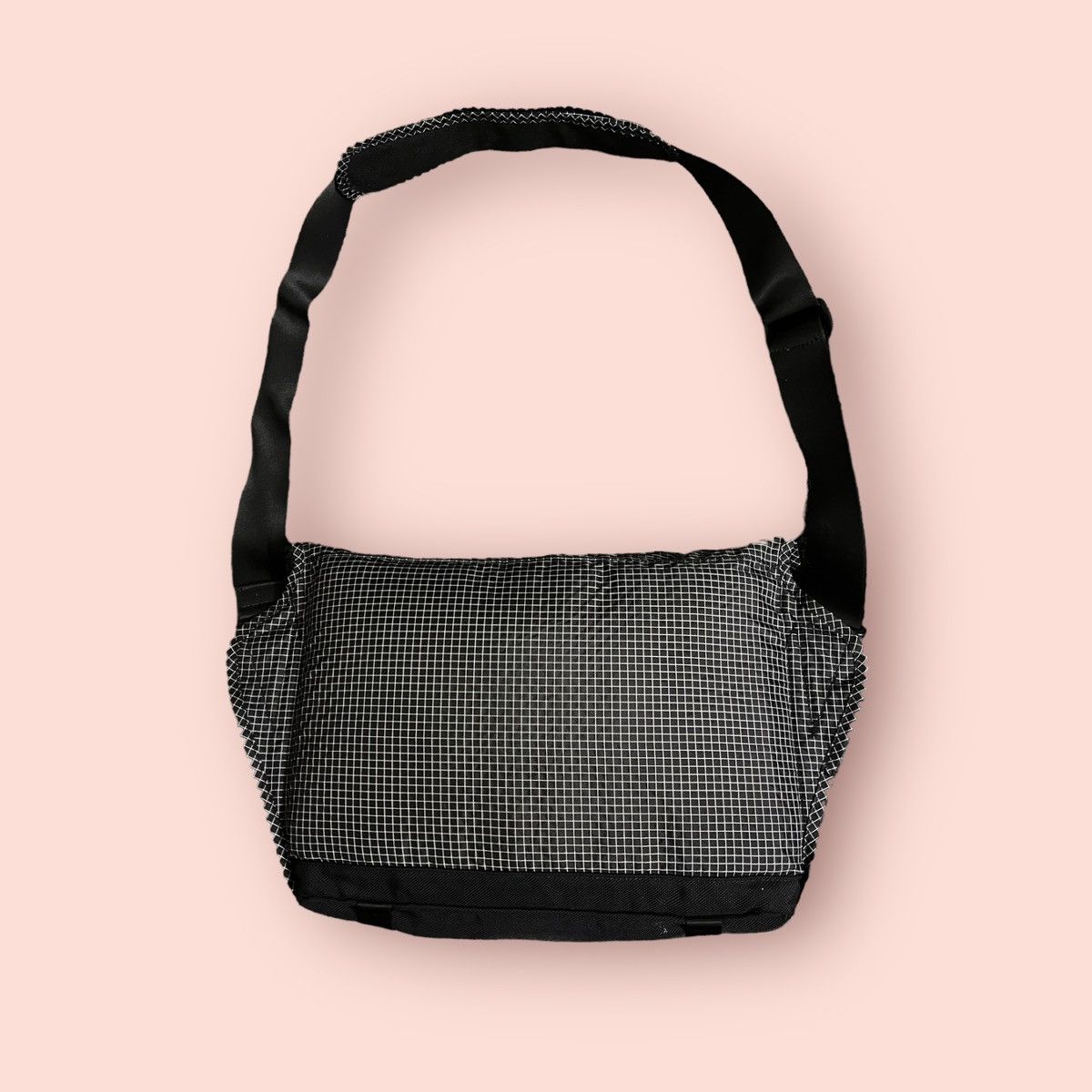Japanese Brand × Kappa VINTAGE KAPPA CROSSBODY SLING UTILITY LAPTOP MESSENGER BAG Size ONE SIZE - 14 Thumbnail