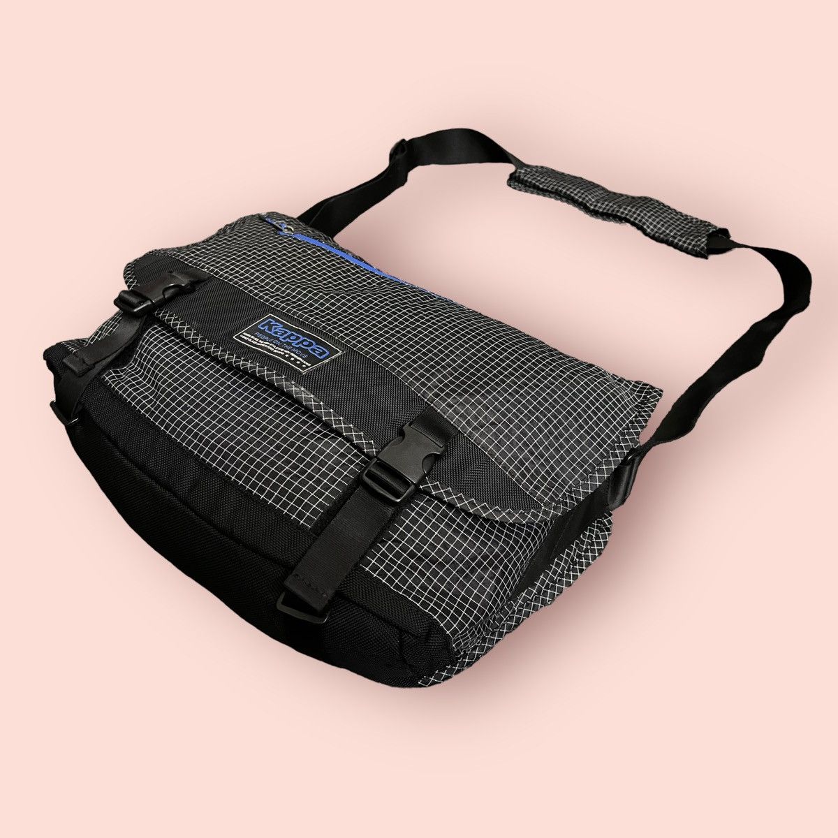 Japanese Brand × Kappa VINTAGE KAPPA CROSSBODY SLING UTILITY LAPTOP MESSENGER BAG Size ONE SIZE - 4 Thumbnail