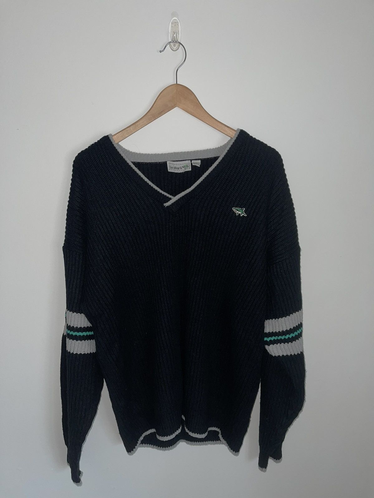 Japanese Brand Vintage Le Shark sweater Size US L / EU 52-54 / 3 - 1 Thumbnail