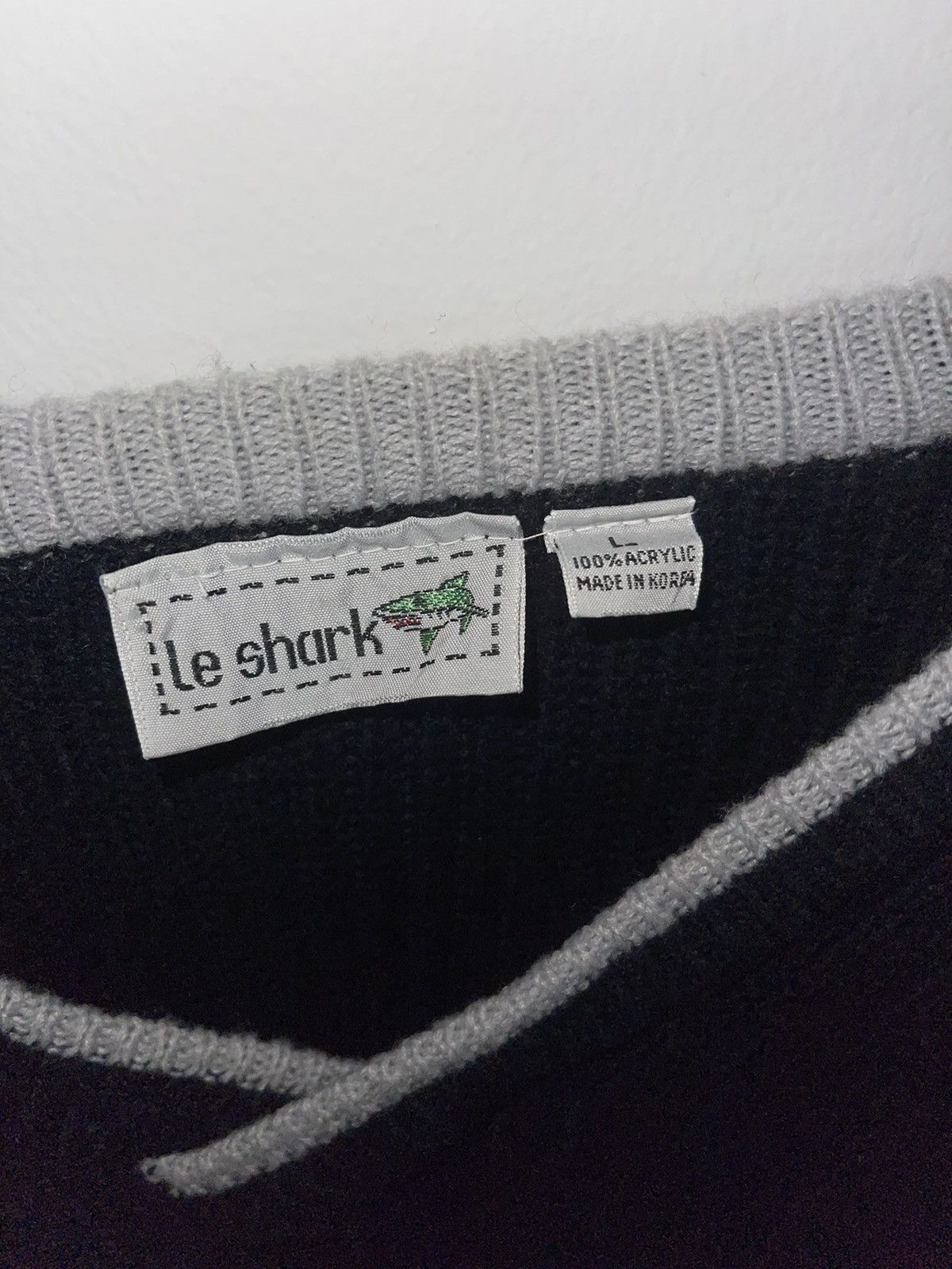 Japanese Brand Vintage Le Shark sweater Size US L / EU 52-54 / 3 - 4 Thumbnail