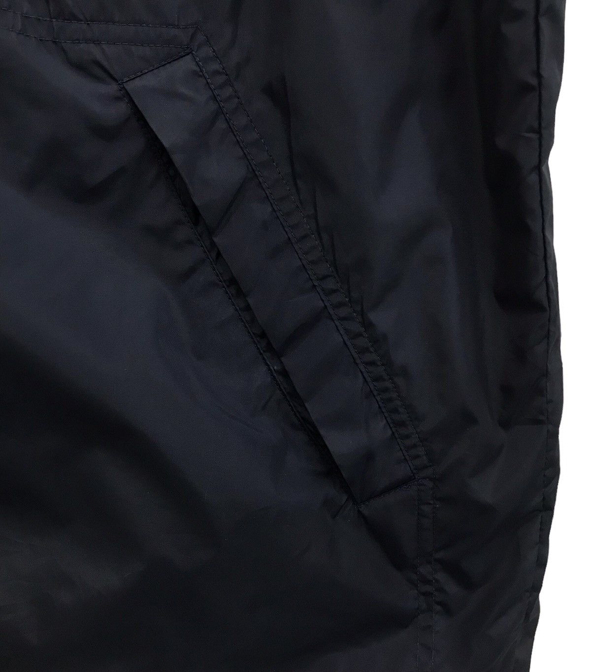 Nike VINTAGE NIKE JACKET Size US XL / EU 56 / 4 - 5 Thumbnail