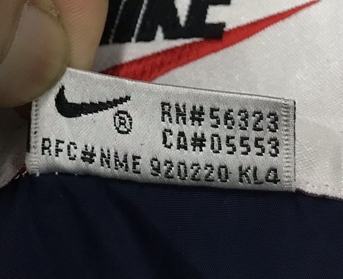 Nike VINTAGE NIKE JACKET Size US XL / EU 56 / 4 - 12 Thumbnail