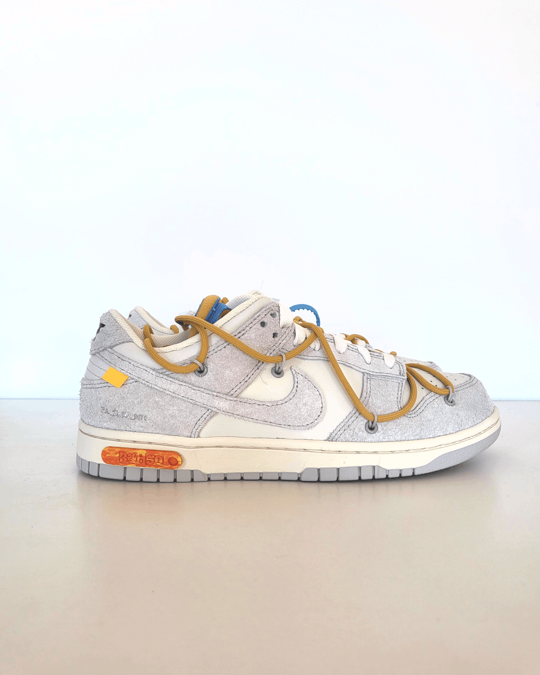 dunk low 36 off white