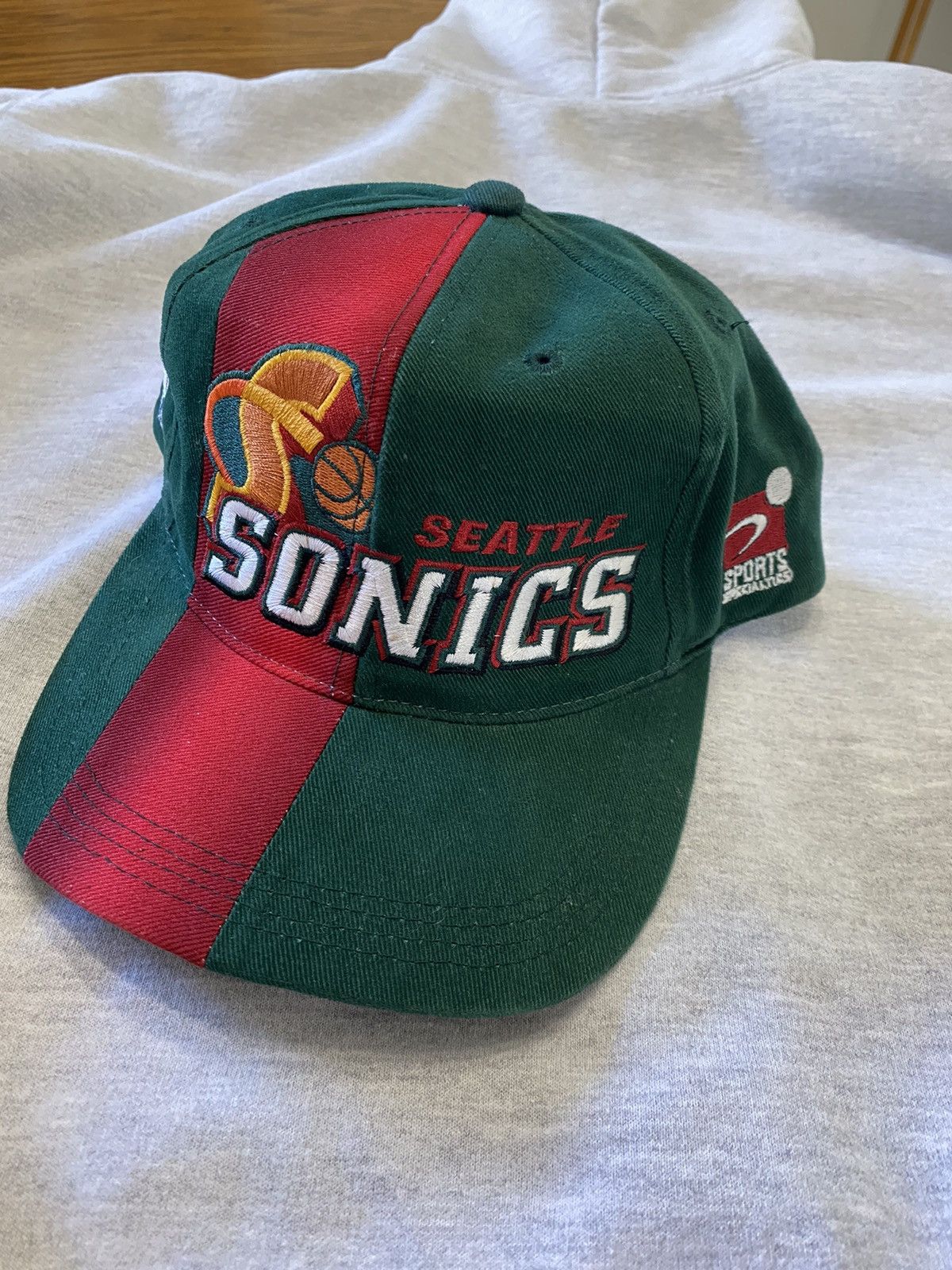 Drew Pearson × NBA × Vintage Seattle Supersonics Jagged Edge