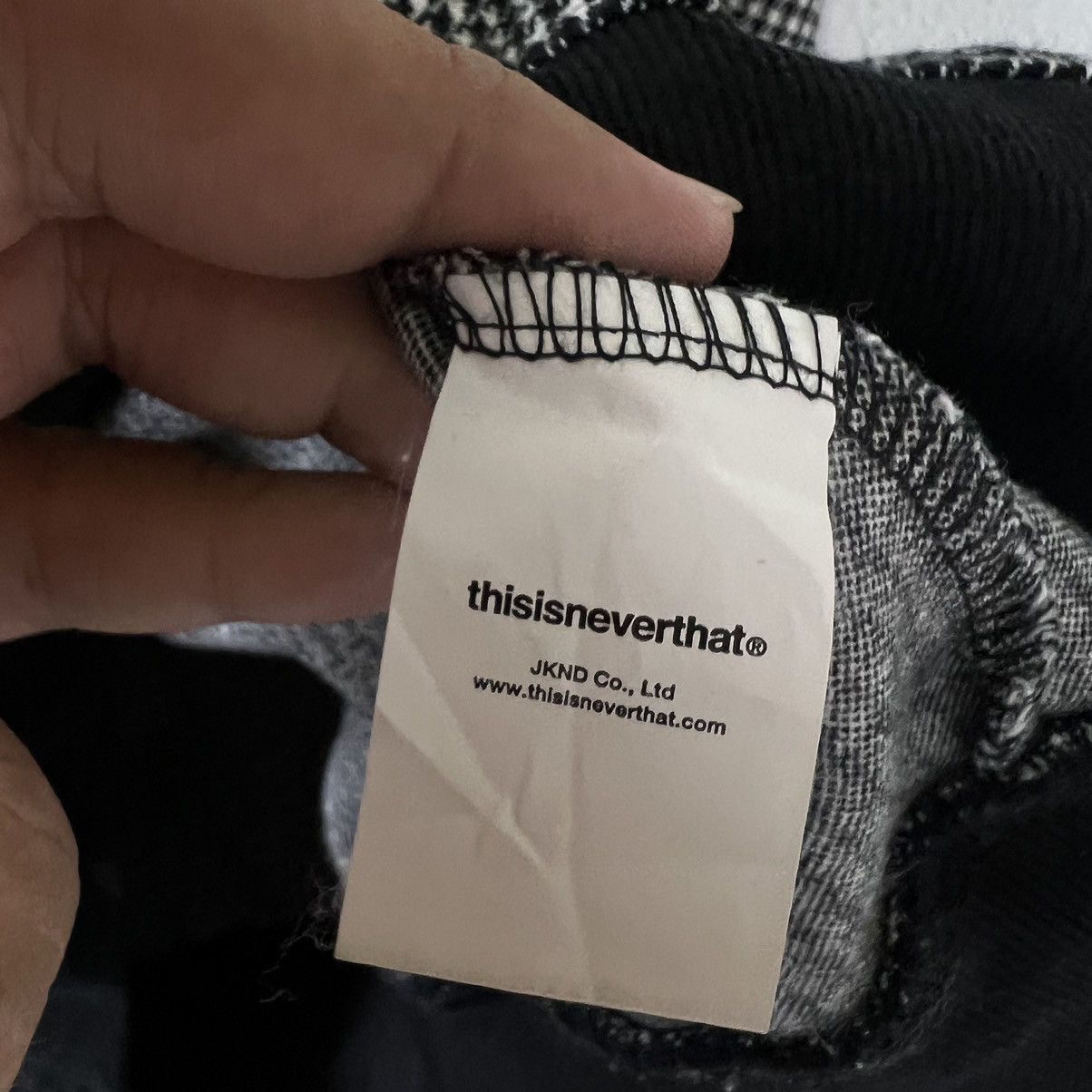 Japanese Brand RARE DESIGN BIG LOGO SWEATSHIRT THISISNEVERTHAT JAPAN MADE Size US S / EU 44-46 / 1 - 11 Thumbnail