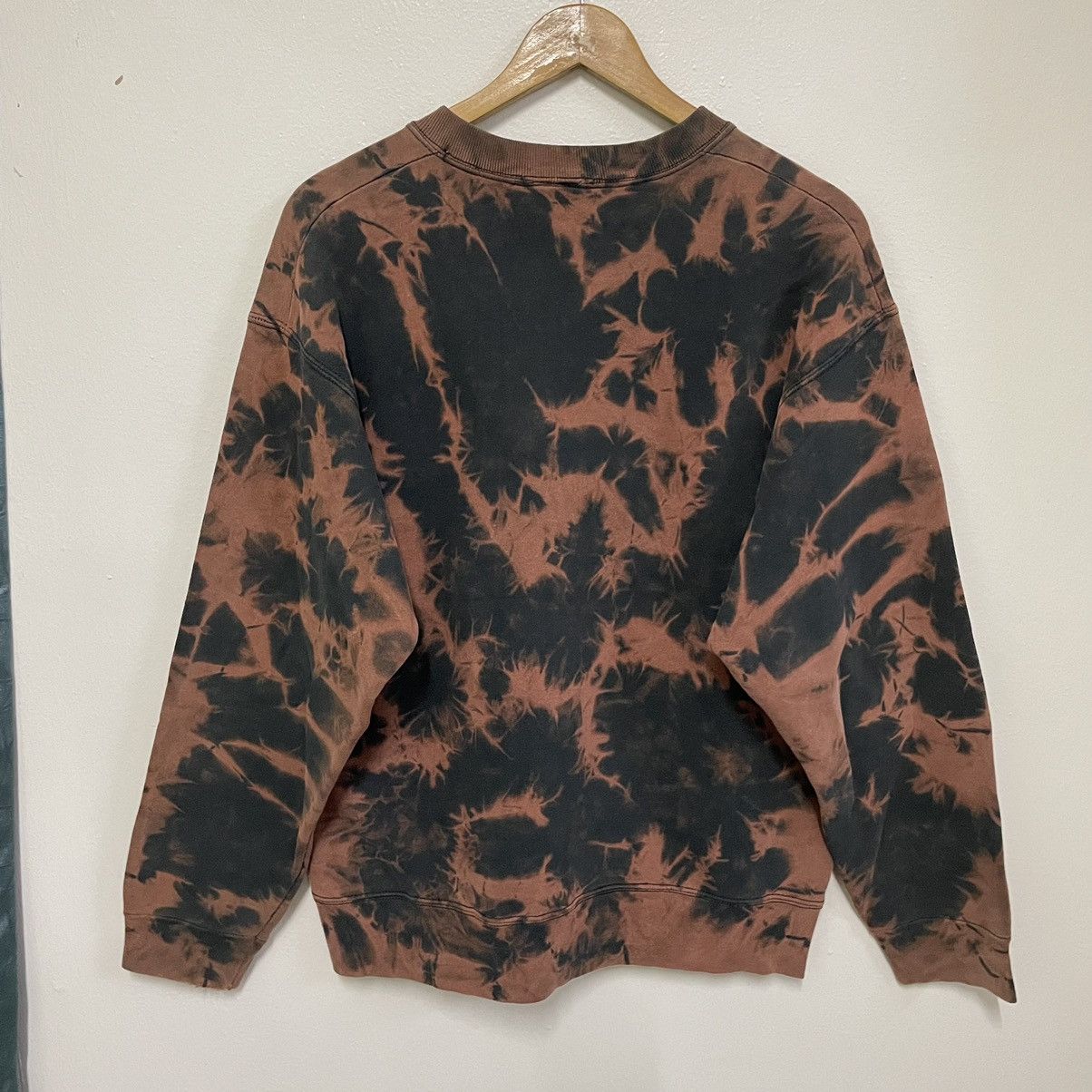 Nike RARE 💥NIKE CUSTOM LIGHTING VINTAGE SWEATSHIRT Size US M / EU 48-50 / 2 - 12 Thumbnail