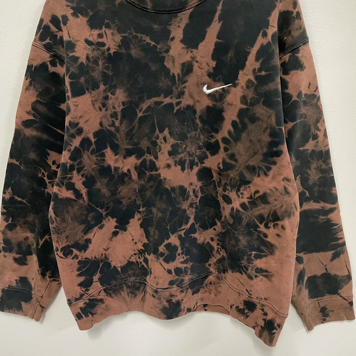 Nike RARE 💥NIKE CUSTOM LIGHTING VINTAGE SWEATSHIRT Size US M / EU 48-50 / 2 - 11 Thumbnail