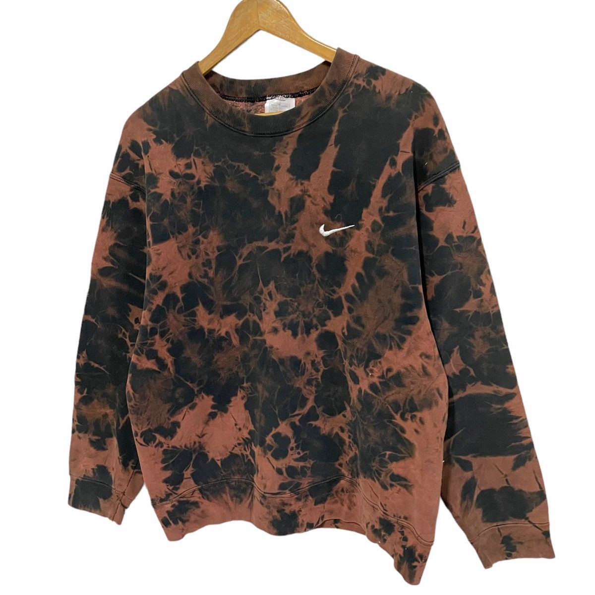 Nike RARE 💥NIKE CUSTOM LIGHTING VINTAGE SWEATSHIRT Size US M / EU 48-50 / 2 - 2 Thumbnail