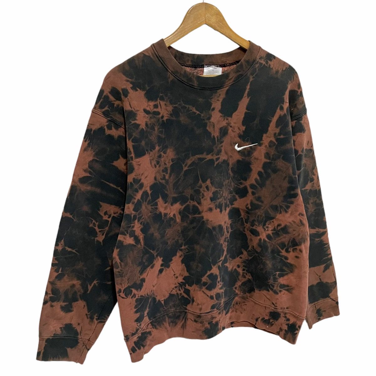 Nike RARE 💥NIKE CUSTOM LIGHTING VINTAGE SWEATSHIRT Size US M / EU 48-50 / 2 - 3 Thumbnail