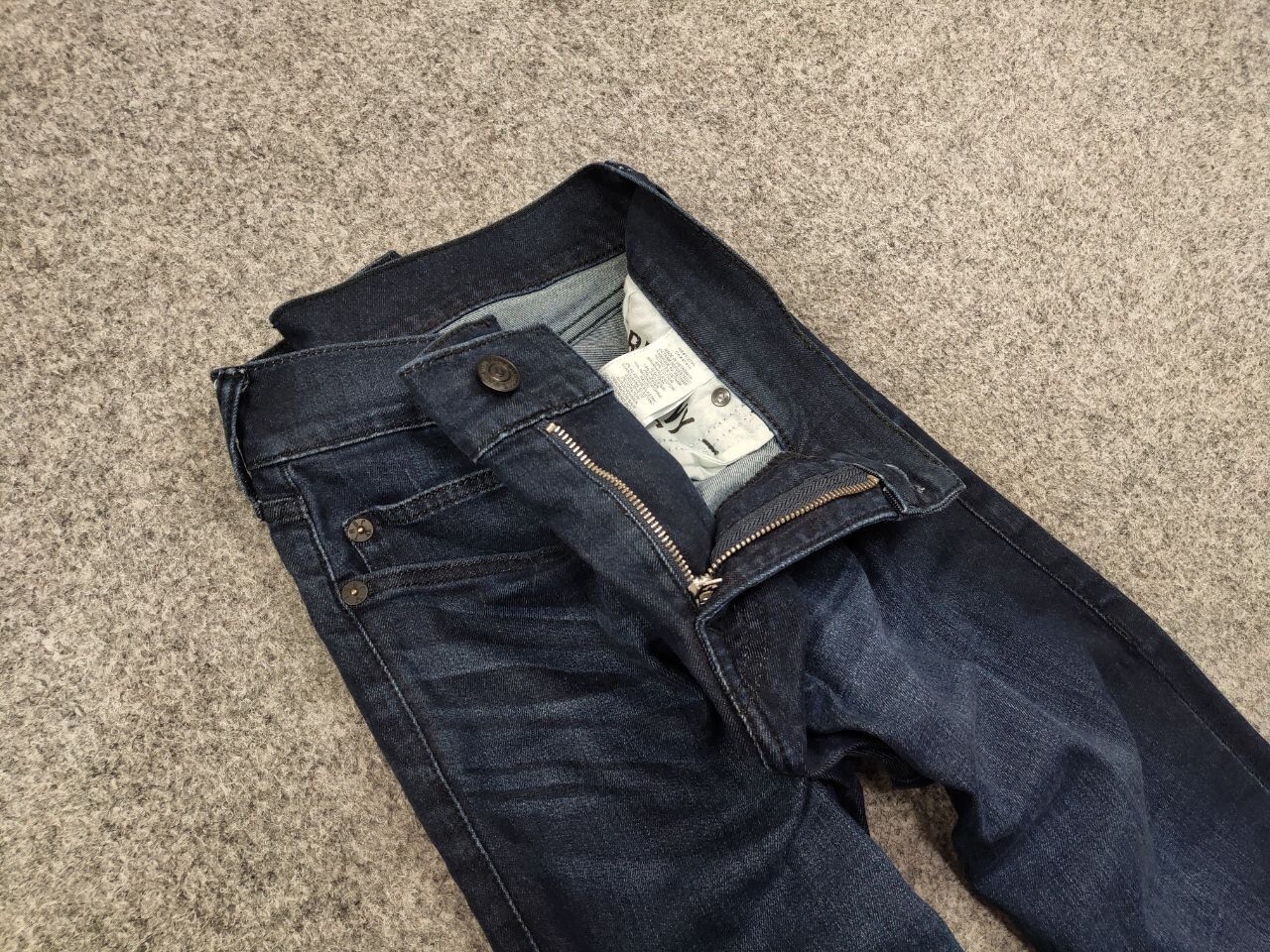 True Religion True Religion Rocco relaxed skinny Tres Etroite Denim Jeans Size US 34 / EU 50 - 11 Thumbnail