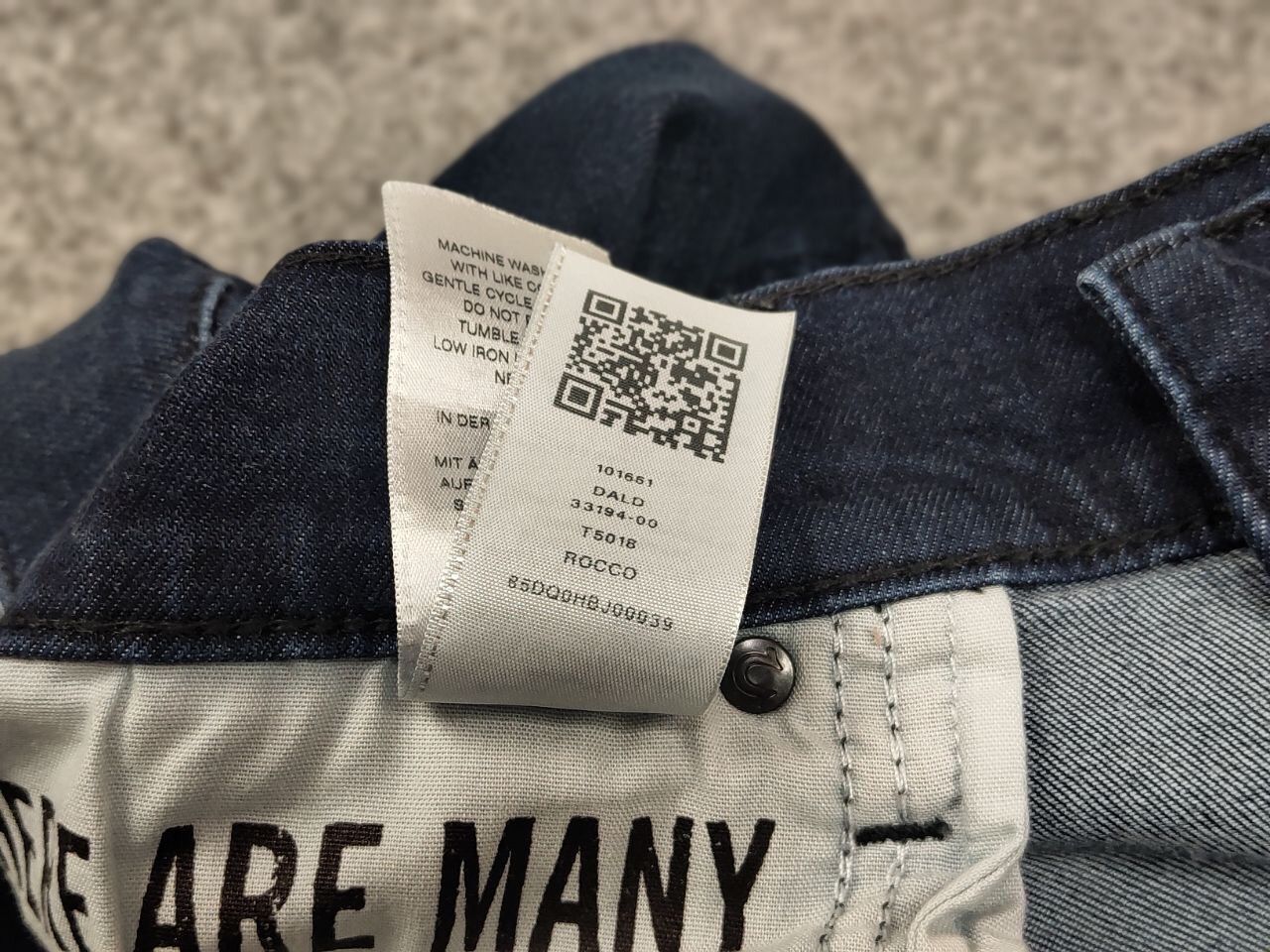 True Religion True Religion Rocco relaxed skinny Tres Etroite Denim Jeans Size US 34 / EU 50 - 20 Thumbnail