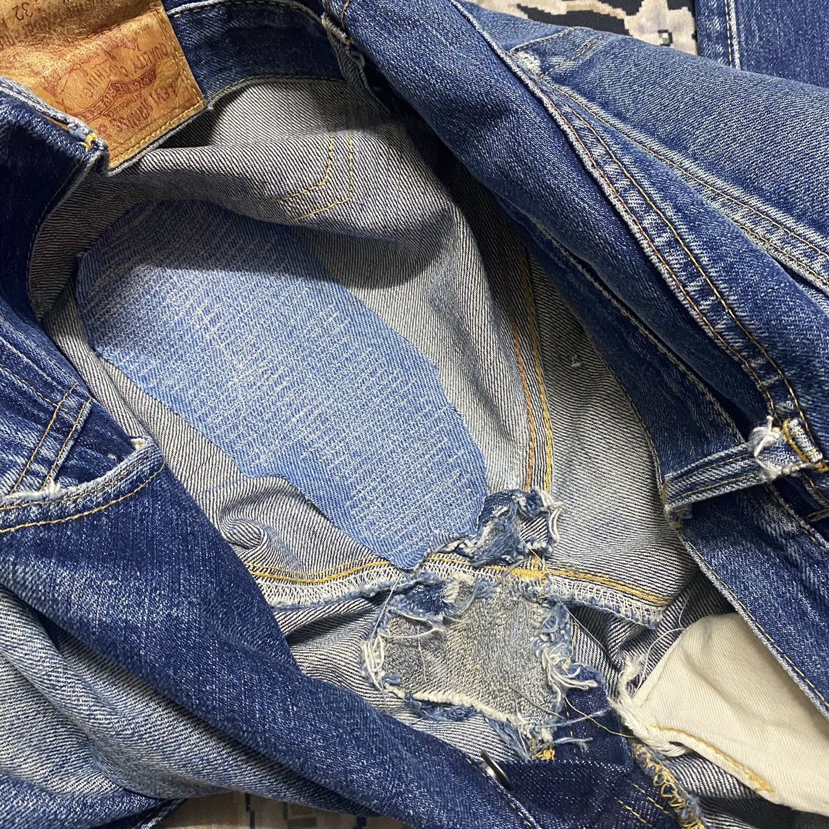 Levi's Vintage Levis S501XX Big E Redline Jeans Distressed Size US 31 - 22 Thumbnail