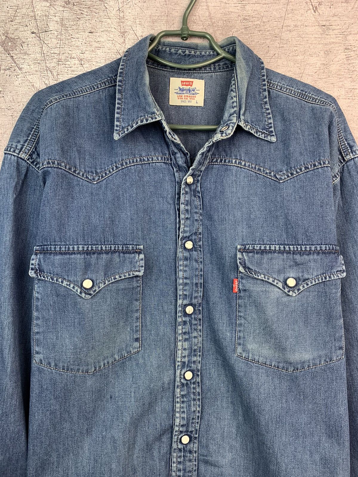 Levi's × Levi's Vintage Clothing Vintage Levis Denim Jeans Shirt Size US L / EU 52-54 / 3 - 9 Thumbnail