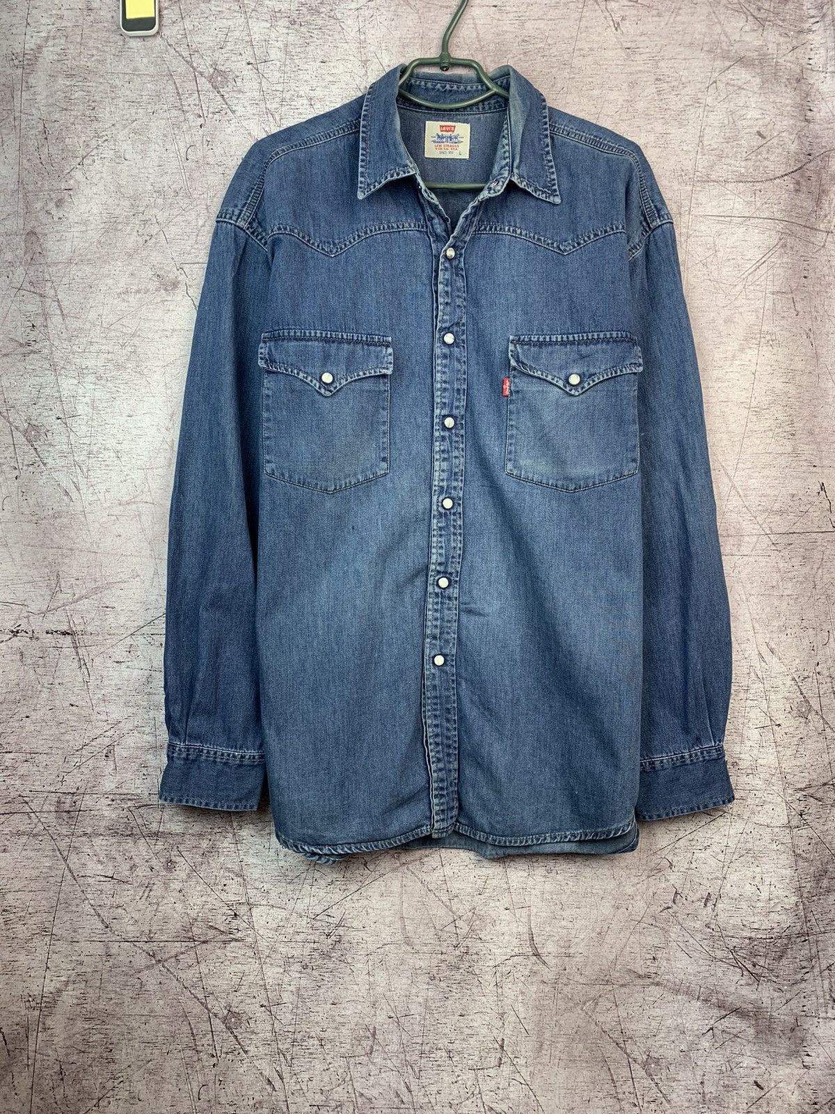 Levi's × Levi's Vintage Clothing Vintage Levis Denim Jeans Shirt Size US L / EU 52-54 / 3 - 1 Thumbnail