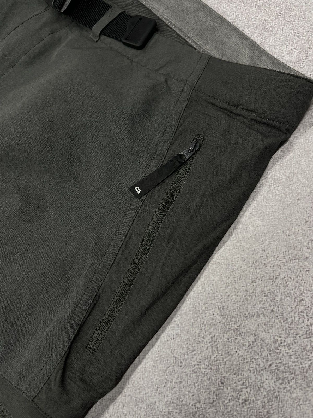 Men’s Mountain Equipment Pants Outdoor gorpcore