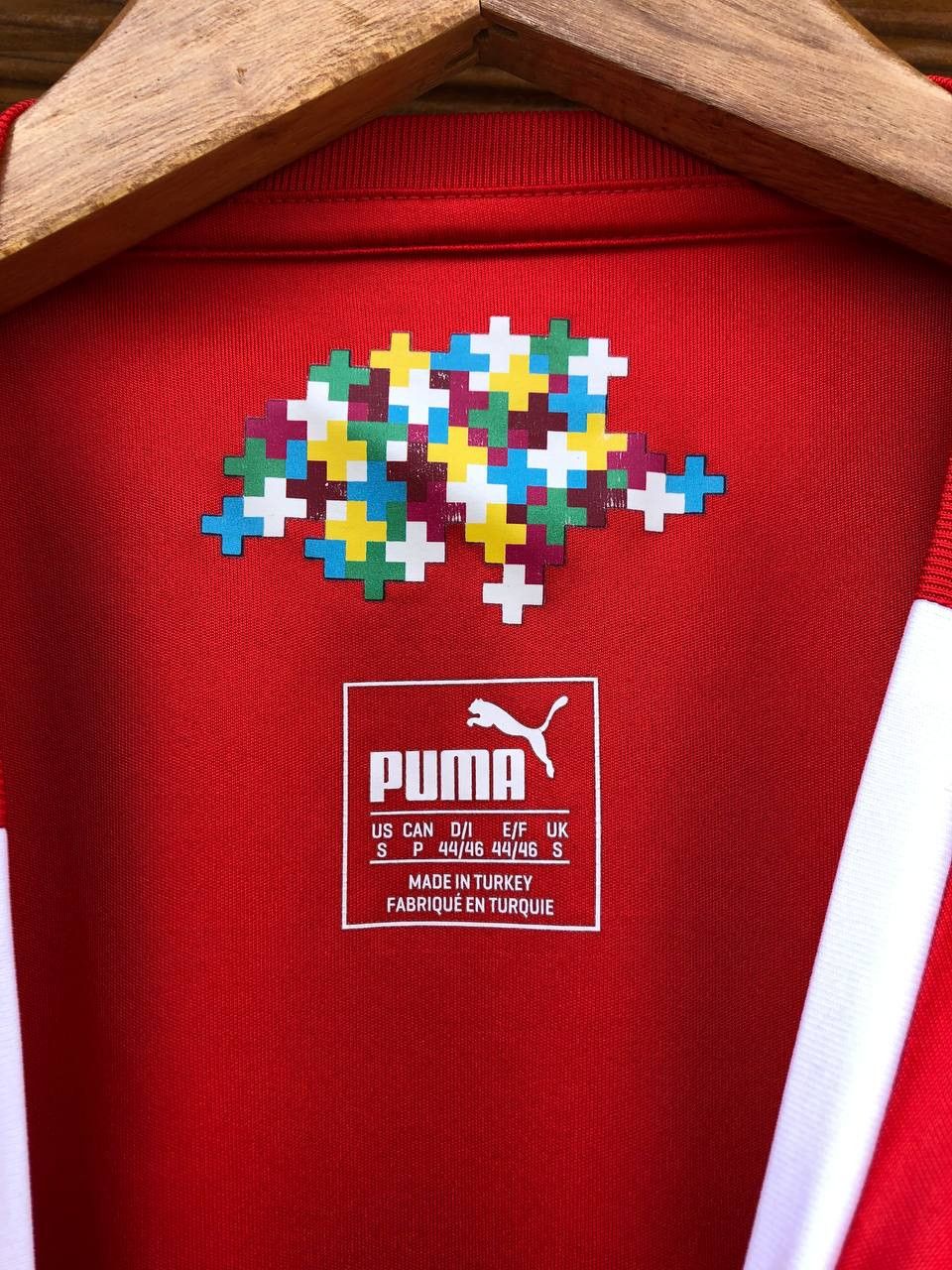Puma Puma Switzerland Home Soccer Jersey Football Shirt Size US S / EU 44-46 / 1 - 5 Thumbnail
