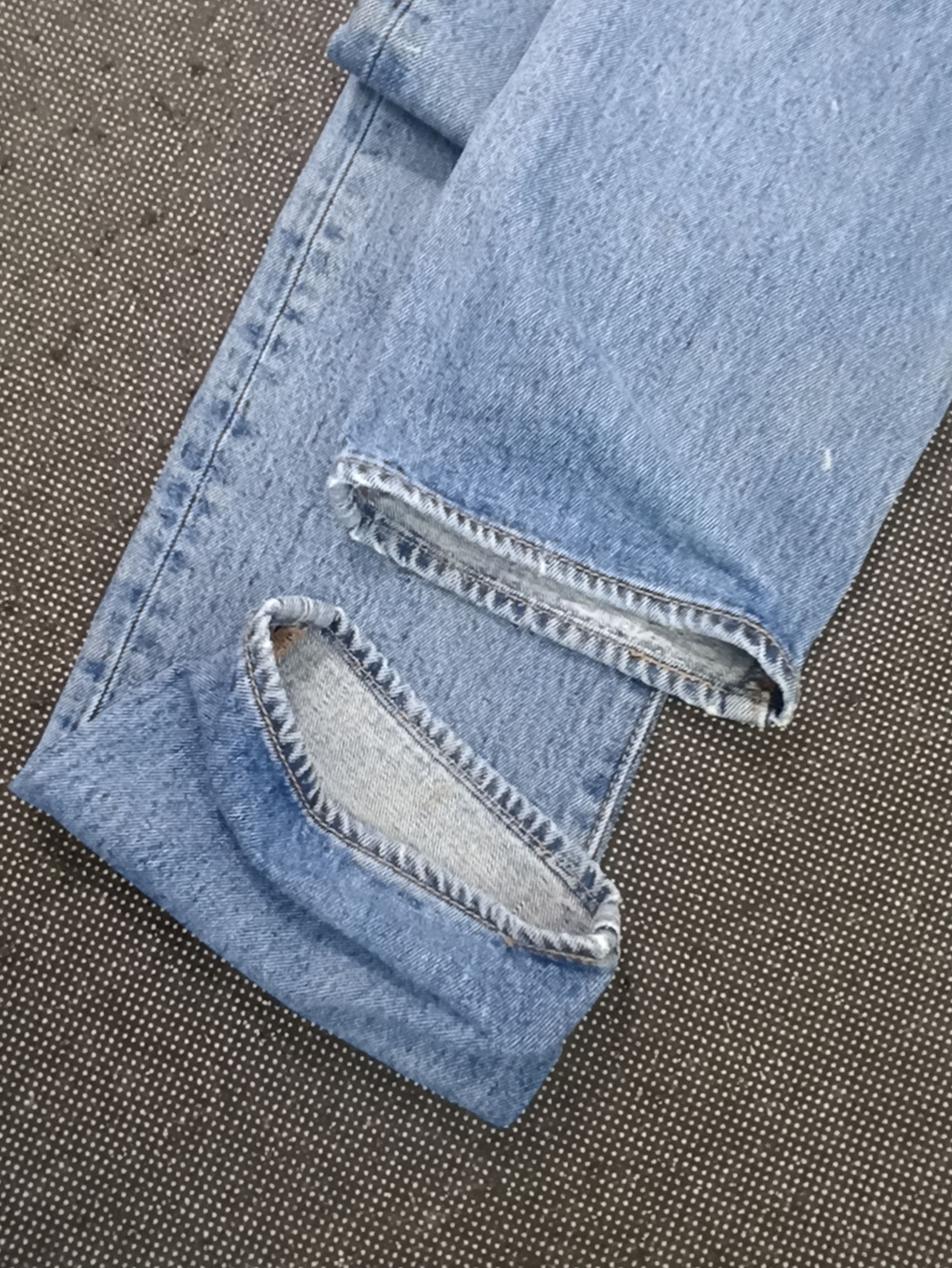 Jean × Levi's × Vintage VINTAGE LEVIS 501 SINGLE 'R' PAINTED JEANS -J285 Size US 34 / EU 50 - 8 Thumbnail
