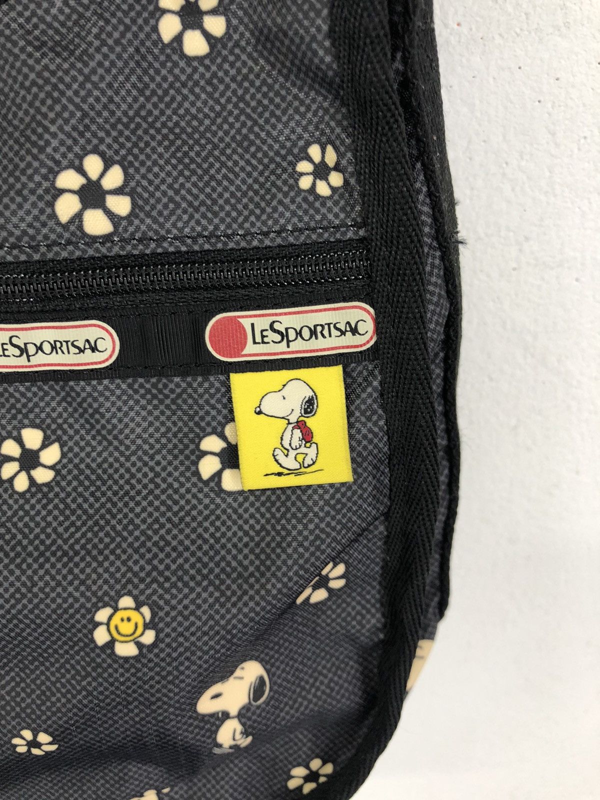 Peanuts Snoopy x Lesportsac Sling Bag