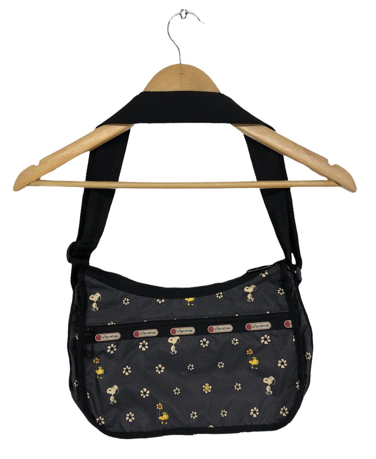 Peanuts Snoopy x Lesportsac Sling Bag