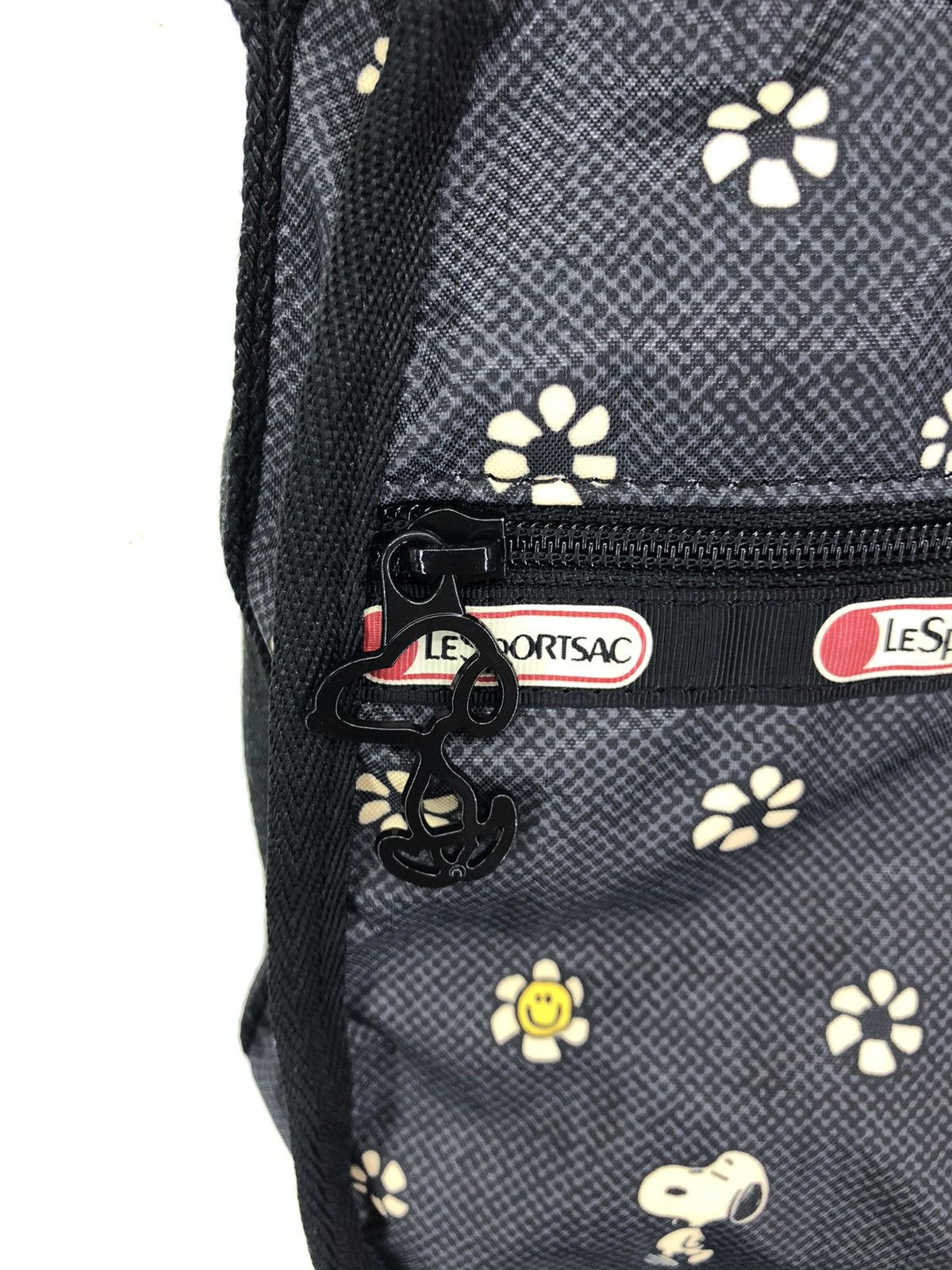 Peanuts Snoopy x Lesportsac Sling Bag