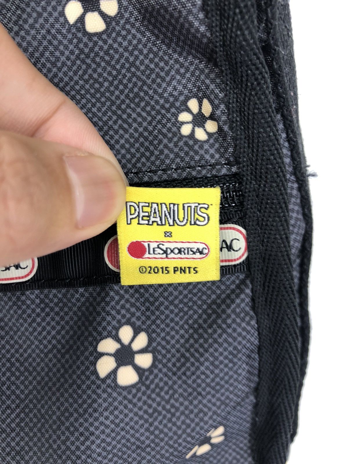 Peanuts Snoopy x Lesportsac Sling Bag