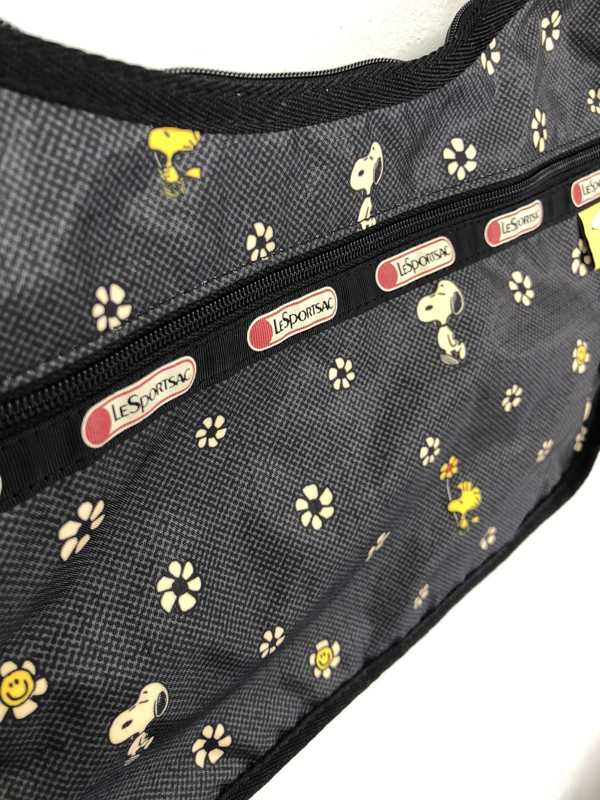 Peanuts Snoopy x Lesportsac Sling Bag