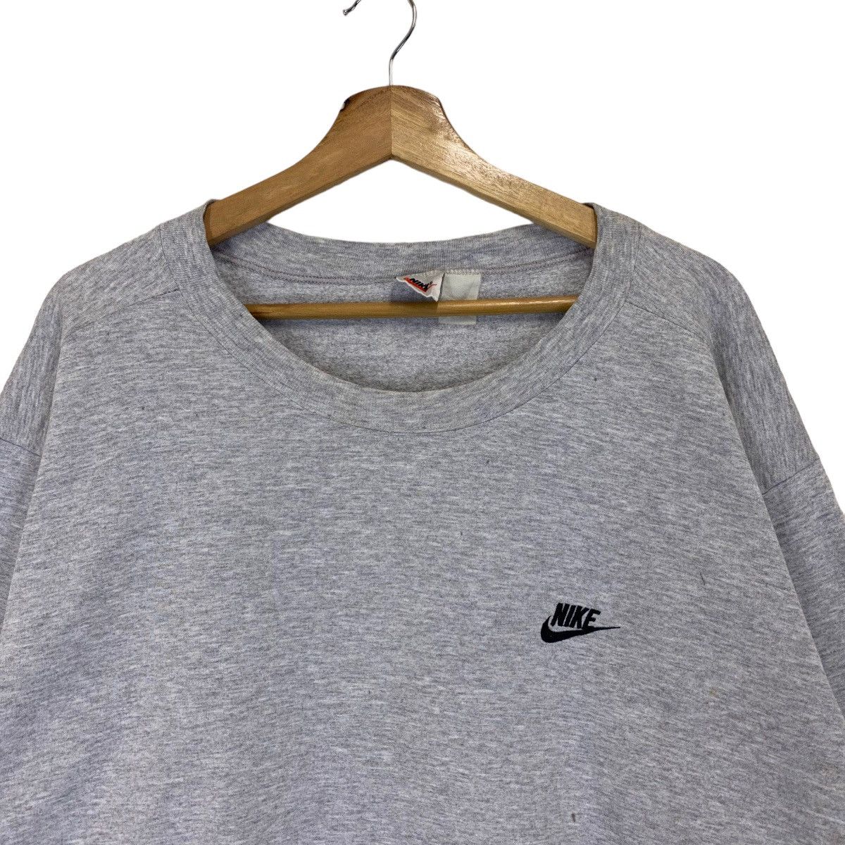 Nike × Vintage Vintage 90s Nike Small Logo Crewneck Sweatshirt Oversize M Size US M / EU 48-50 / 2 - 4 Thumbnail