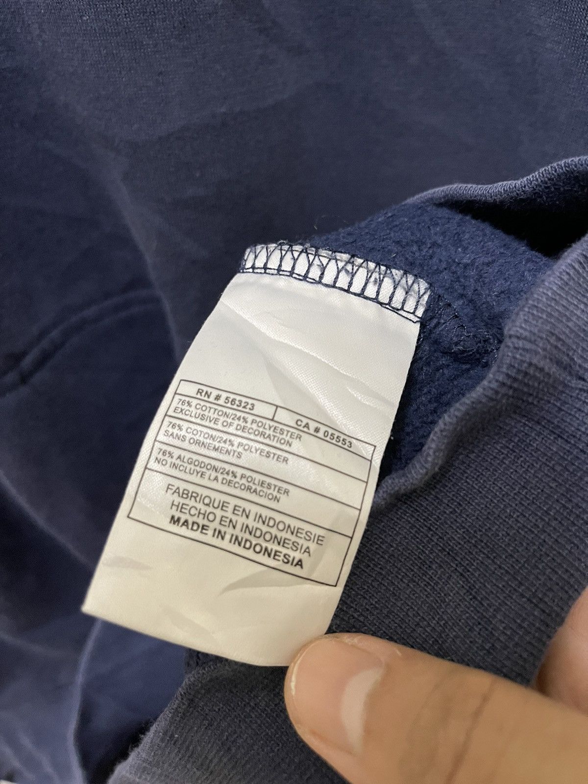 Nike × Vintage NIKE Y2K Center Embroidered Hoodie Navy Size US L / EU 52-54 / 3 - 7 Thumbnail