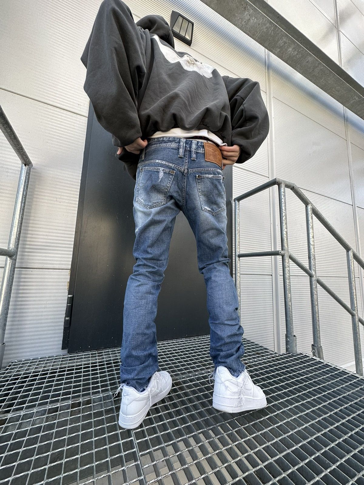 Dolce & Gabbana × Vintage Vintage Dolce & Gabbana Jeans Size US 28 / EU 44 - 6 Thumbnail