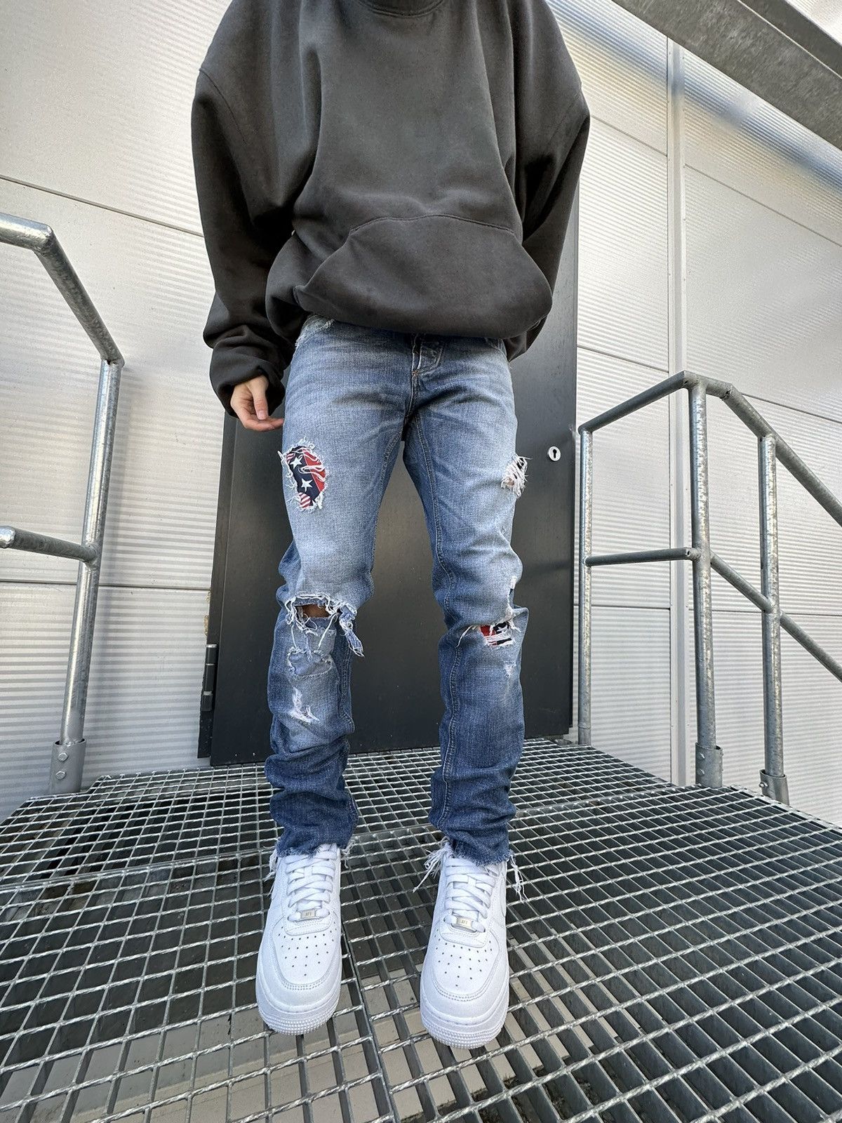 Dolce & Gabbana × Vintage Vintage Dolce & Gabbana Jeans Size US 28 / EU 44 - 4 Thumbnail