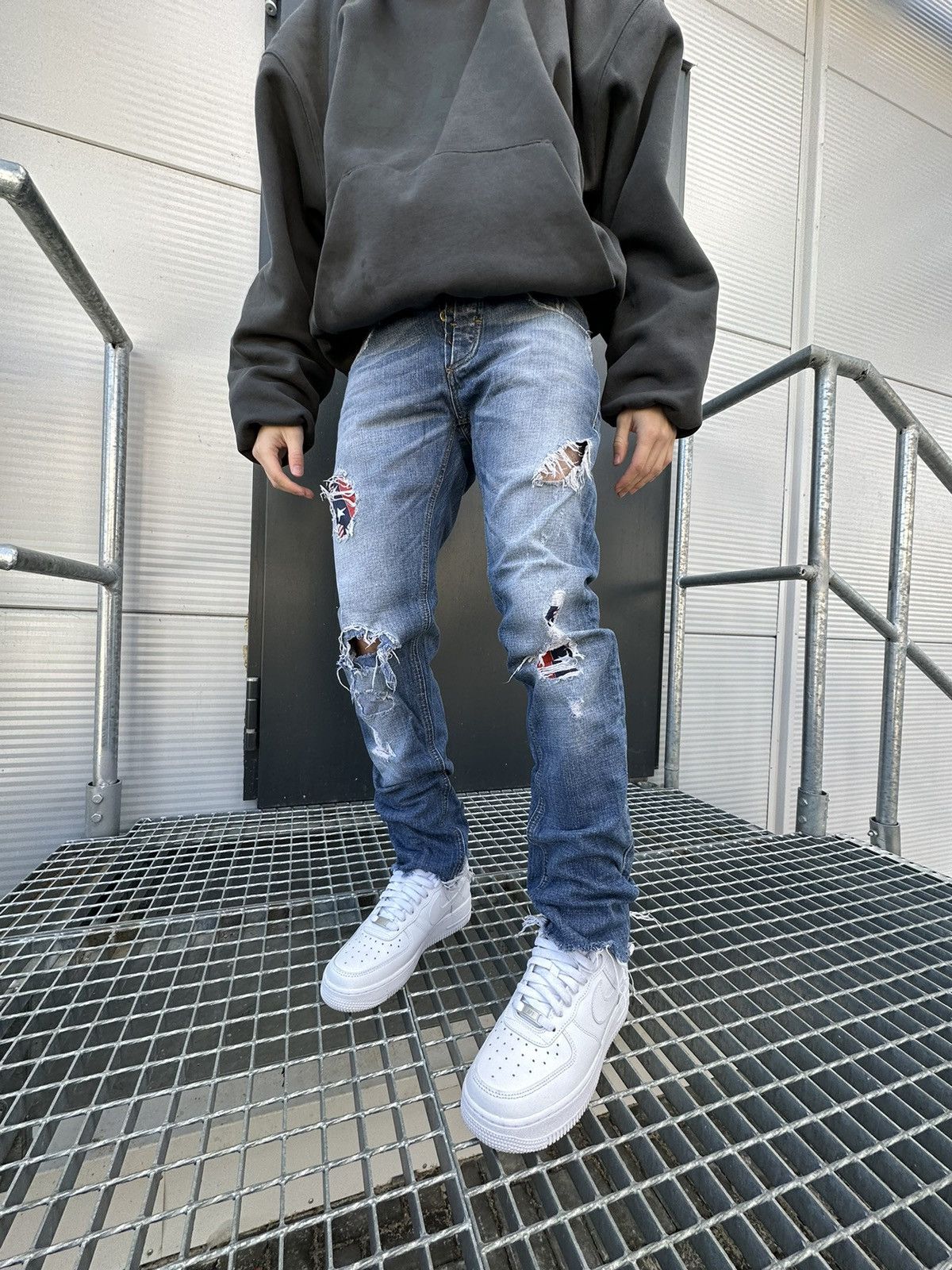 Dolce & Gabbana × Vintage Vintage Dolce & Gabbana Jeans Size US 28 / EU 44 - 3 Thumbnail