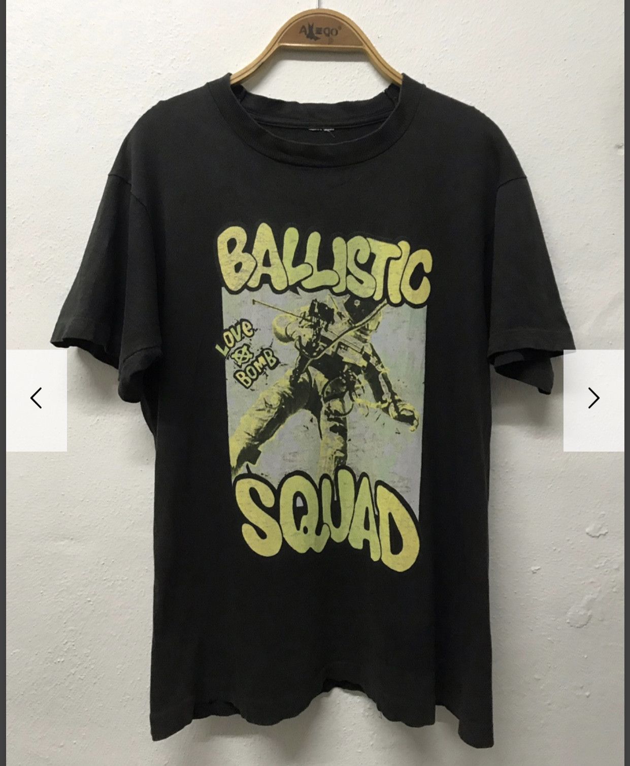 Vintage distressed freshjive single stitches ballistic bomb