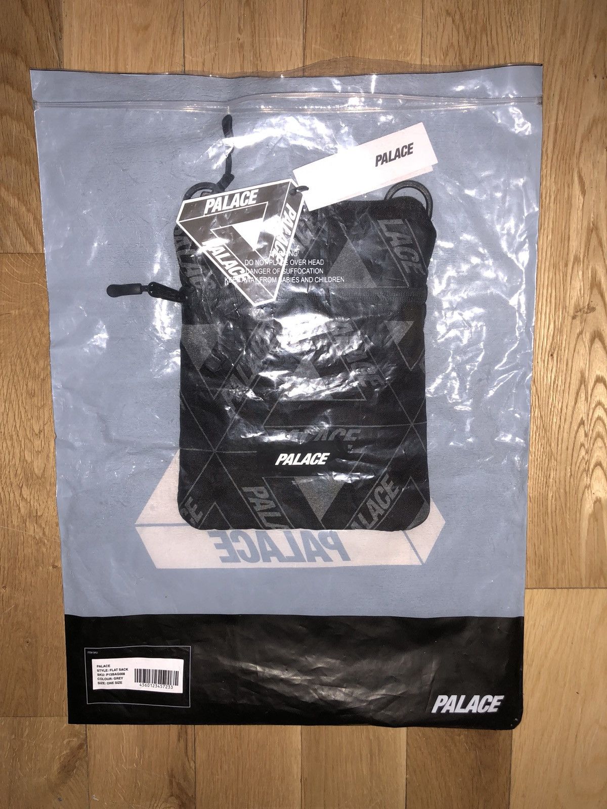 Palace Palace Flat Sack Black | Grailed