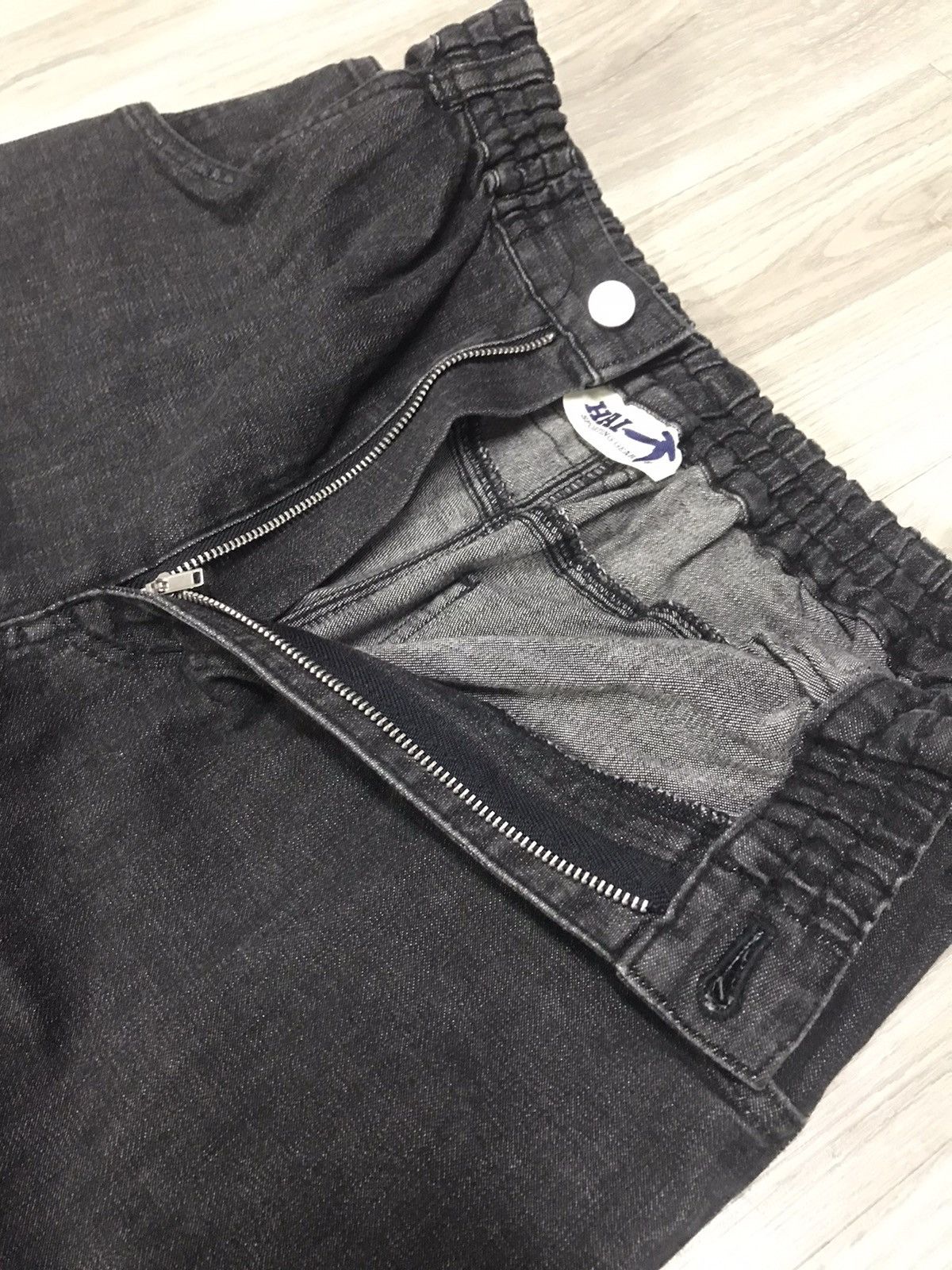 Hai Sporting Gear Relax Denim Pants Size US 28 / EU 44 - 14 Thumbnail