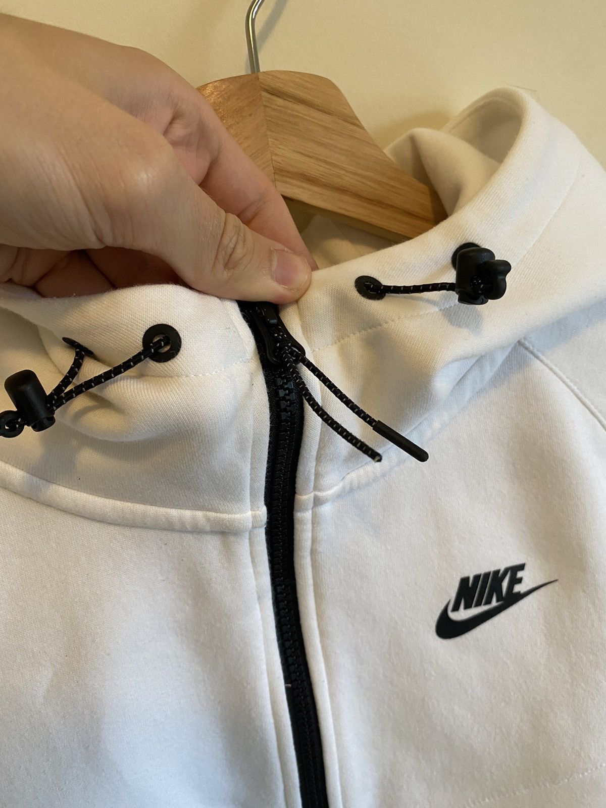 Nike Volt Nike Tech Fleece Green Neon White Windrunner Zip Hoodie Size US L / EU 52-54 / 3 - 4 Thumbnail