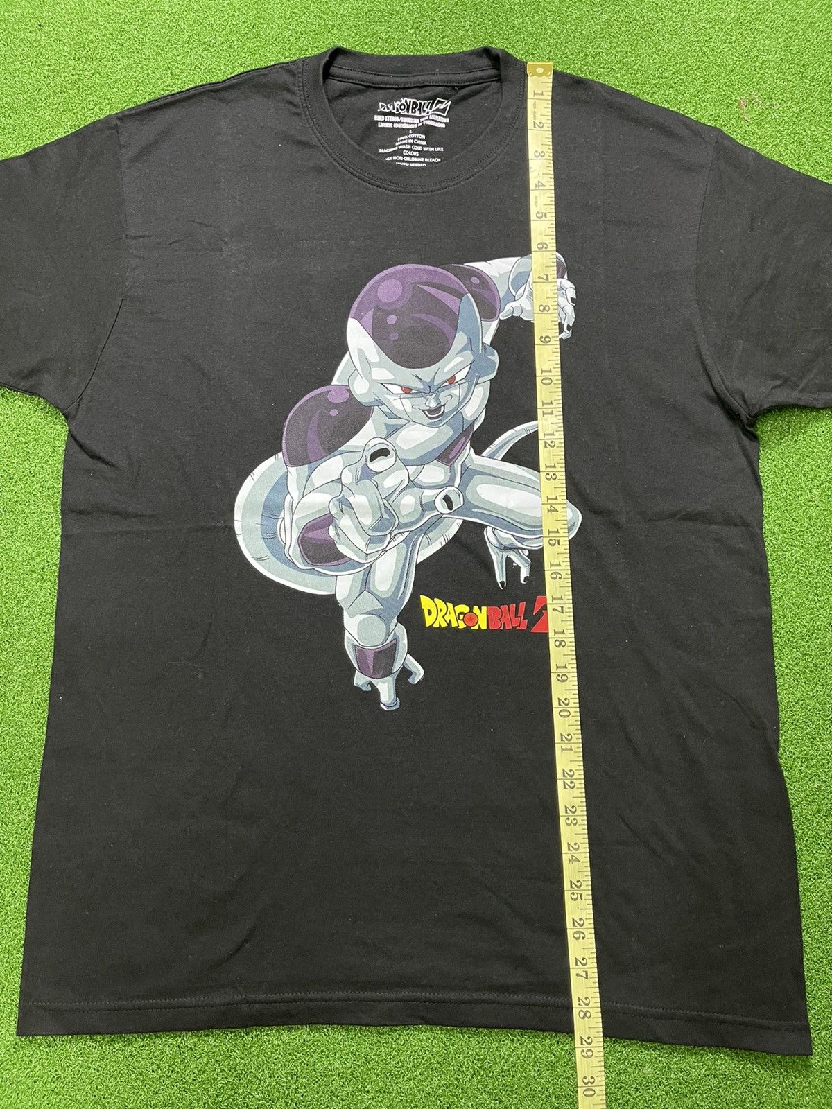 Anime Vintage Dragon Ball Z Goku & Frieza T-Shirt / Supreme /Bape Size US L / EU 52-54 / 3 - 4 Thumbnail